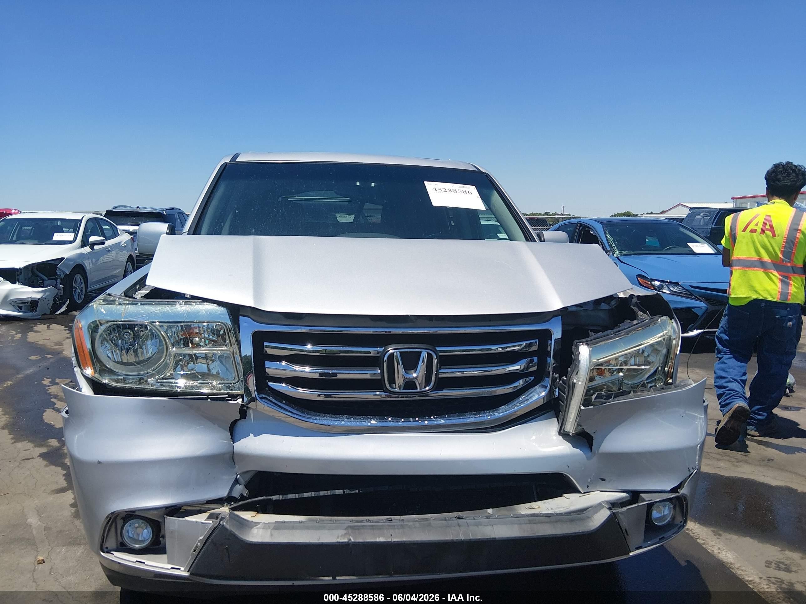 2012 Honda Pilot Ex-l Silver vin: 5FNYF4H67CB043967