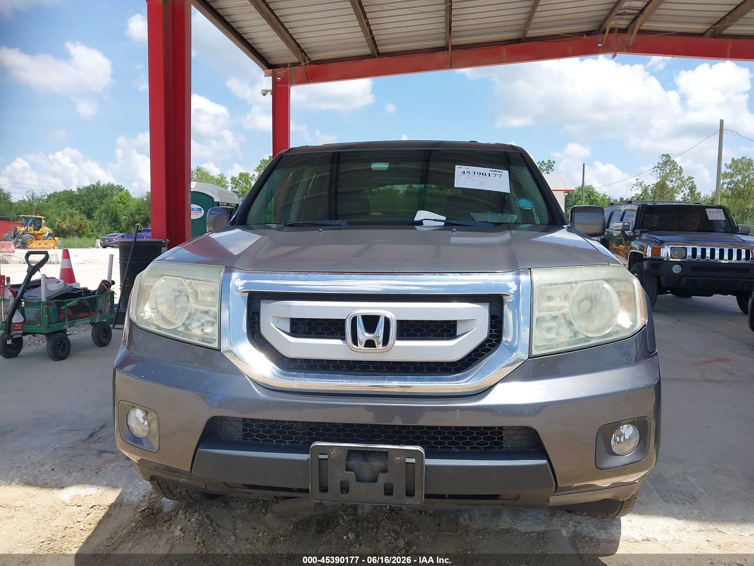 2011 Honda Pilot Ex-l Gray vin: 5FNYF4H68BB026822