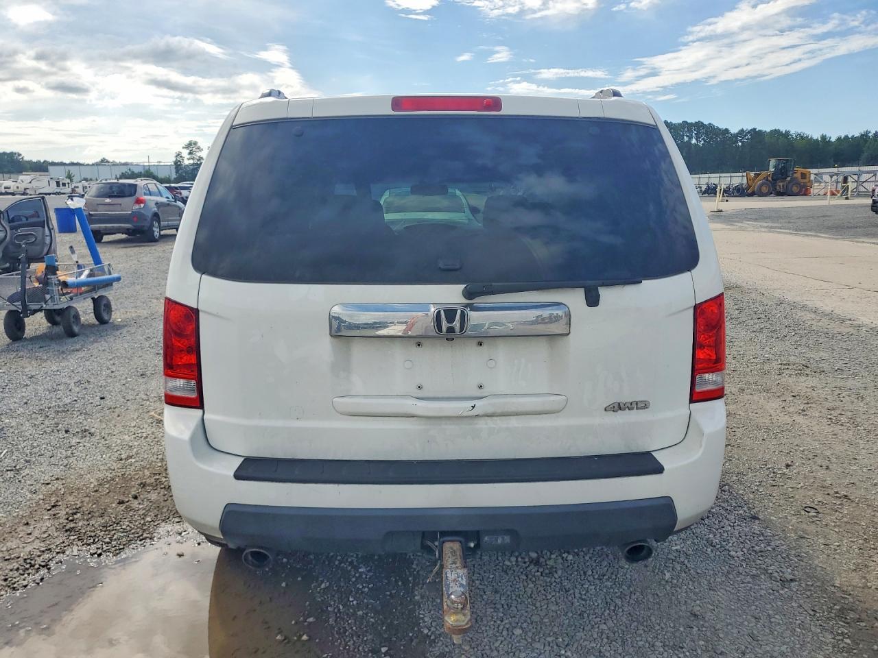 2011 Honda Pilot Exl Белый vin: 5FNYF4H68BB104256
