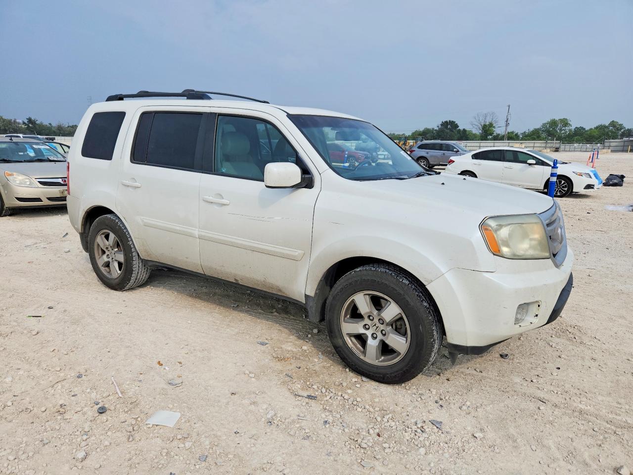 2011 Honda Pilot Exl White vin: 5FNYF4H69BB503404
