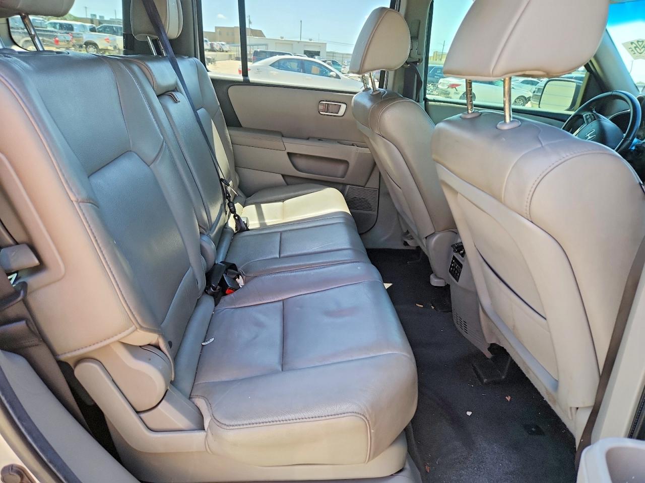 2012 Honda Pilot Exl Серебряный vin: 5FNYF4H69CB012137