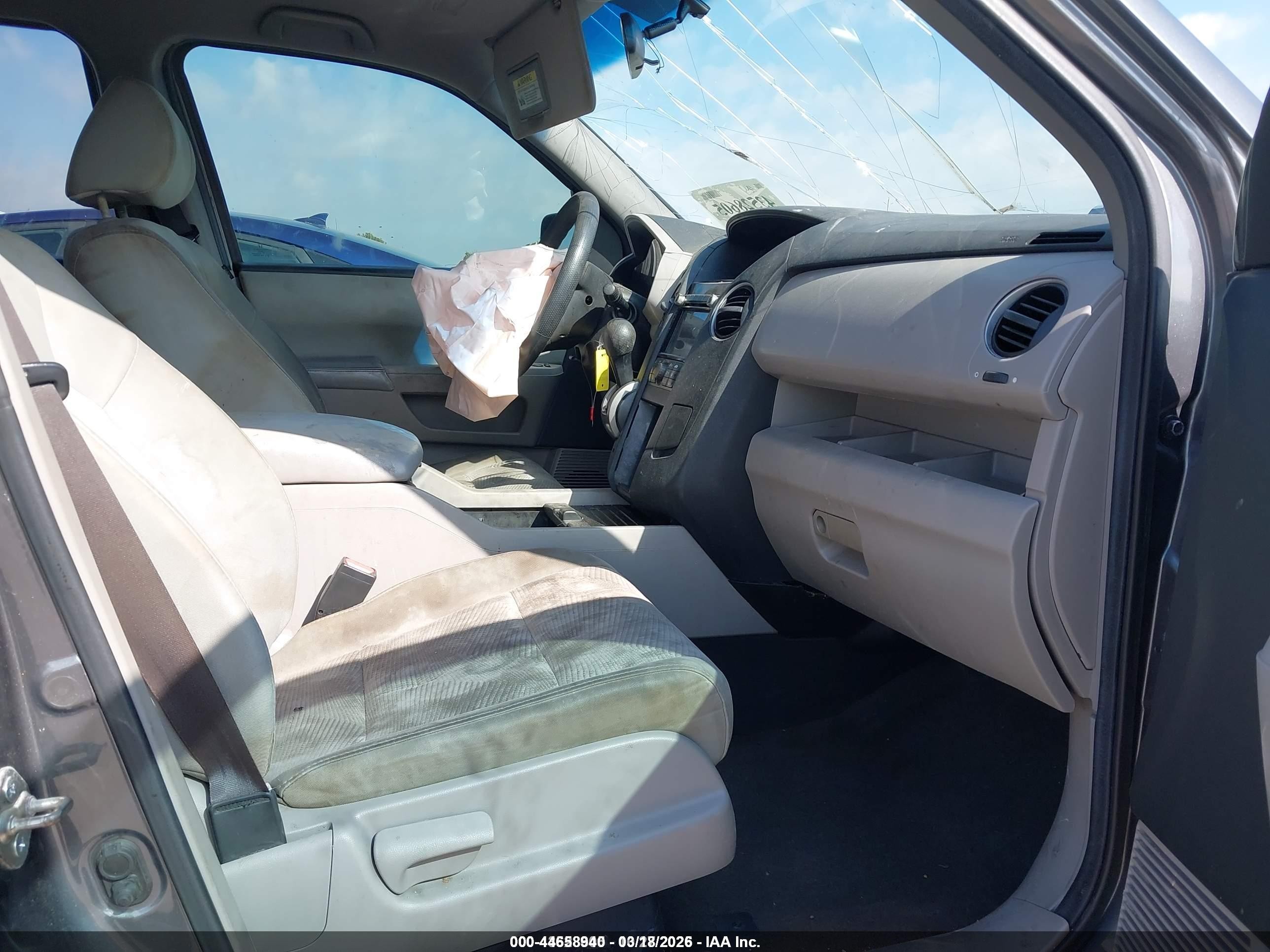2012 Honda Pilot Ex-l Gray vin: 5FNYF4H69CB016222