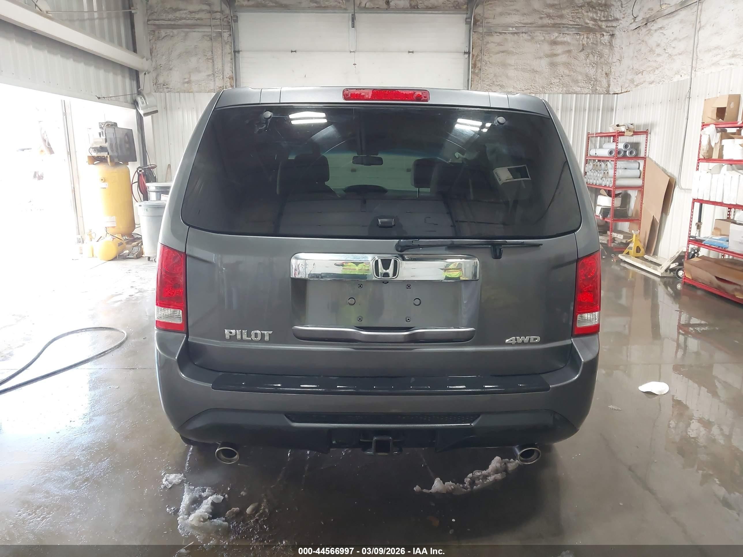 2012 Honda Pilot Ex-l Gray vin: 5FNYF4H69CB039578