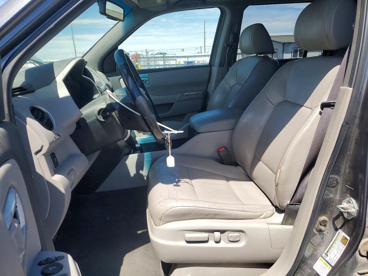 2010 Honda Pilot Exl Gray vin: 5FNYF4H6XAB011981