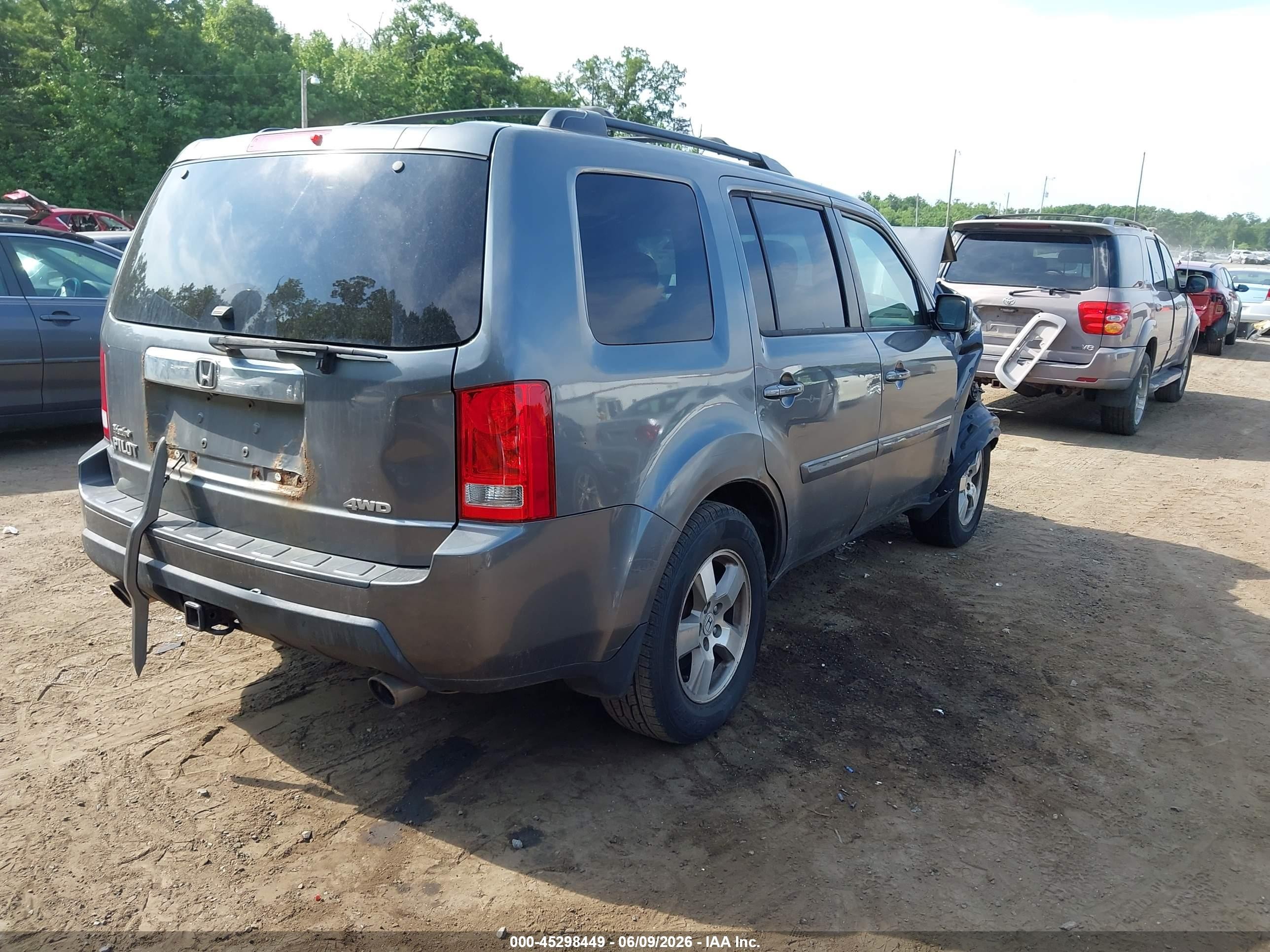 2010 Honda Pilot Ex-l Gray vin: 5FNYF4H6XAB028120