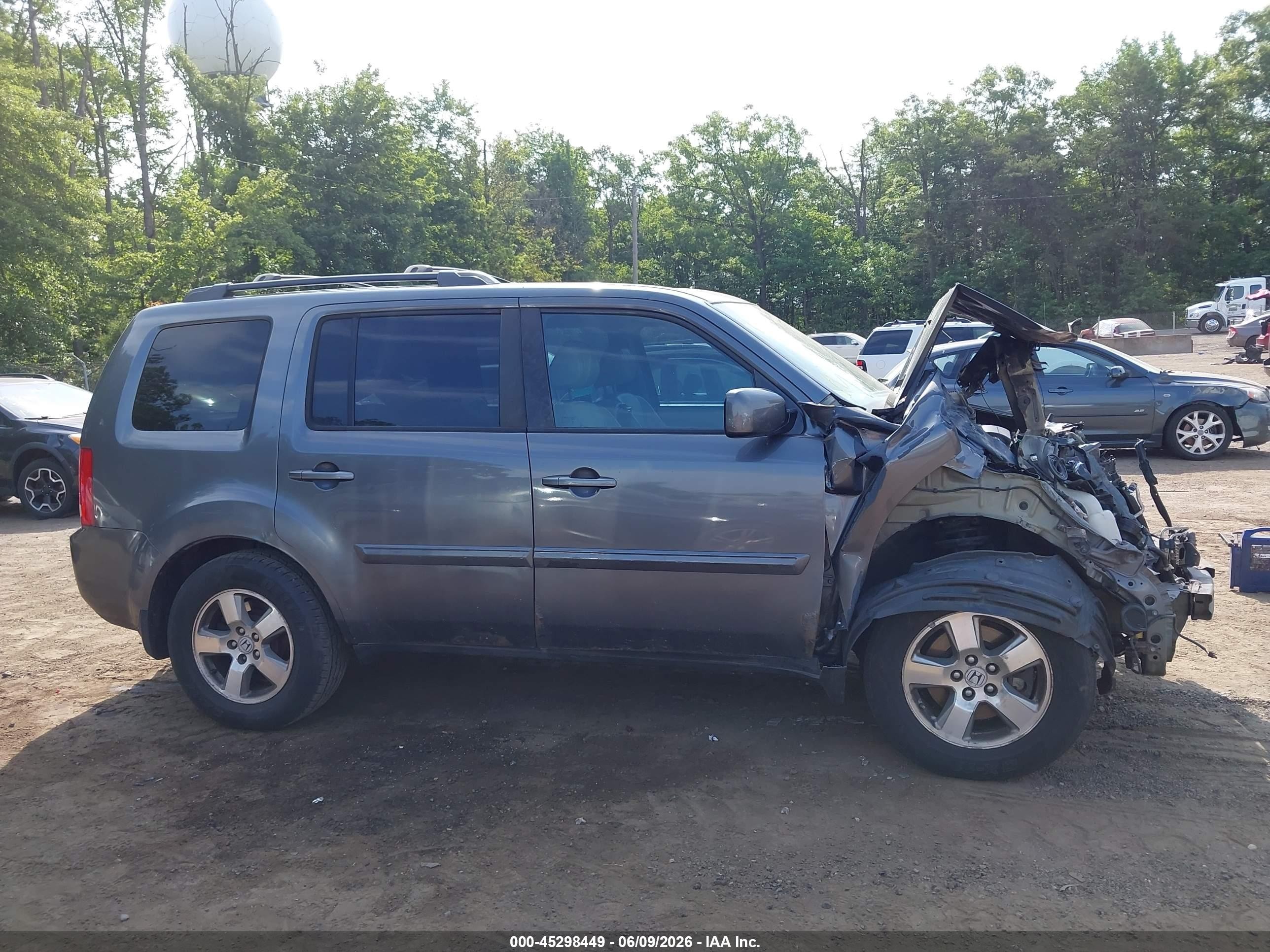 2010 Honda Pilot Ex-l Gray vin: 5FNYF4H6XAB028120