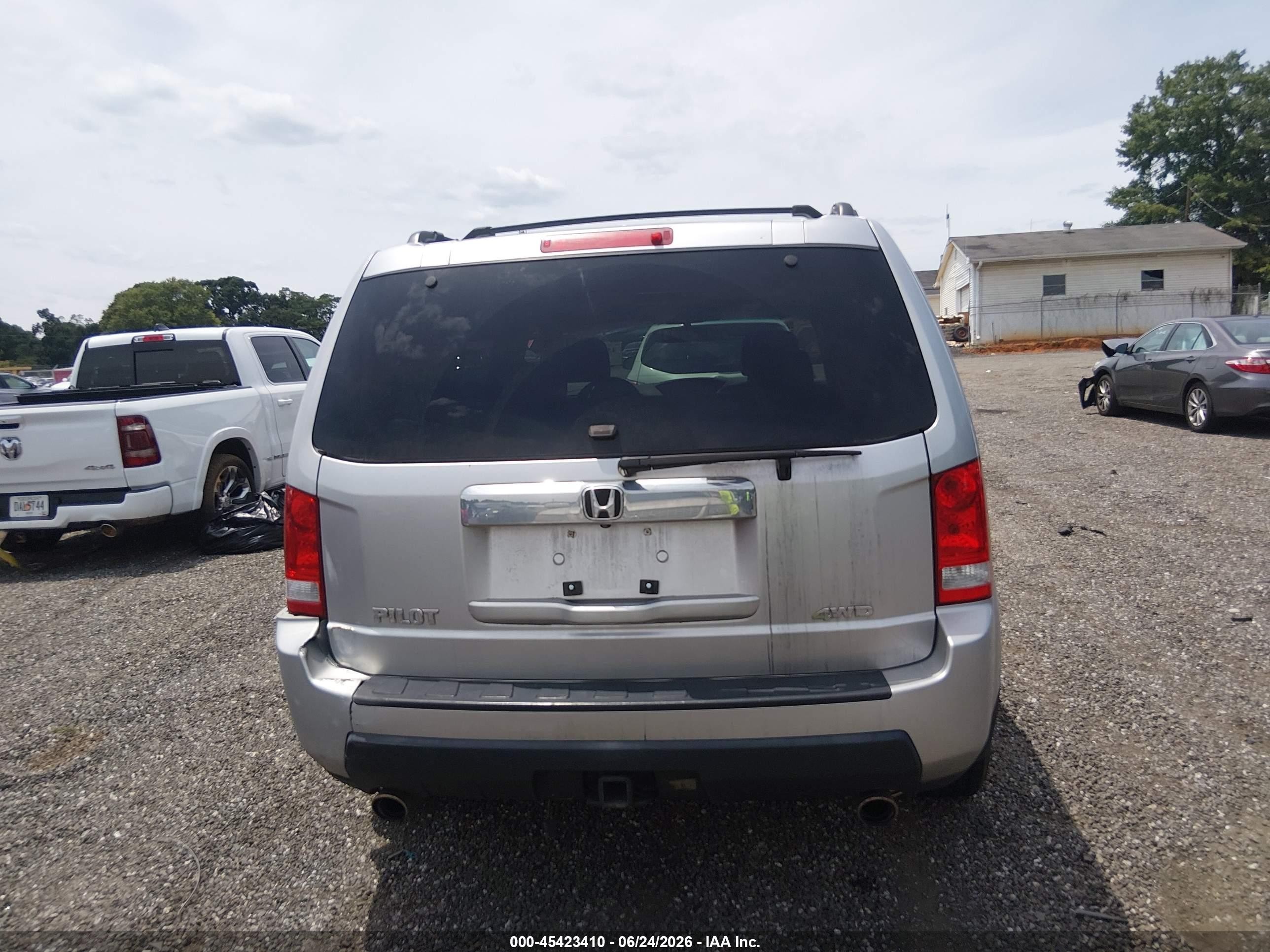 2010 Honda Pilot Ex-l Silver vin: 5FNYF4H6XAB033219