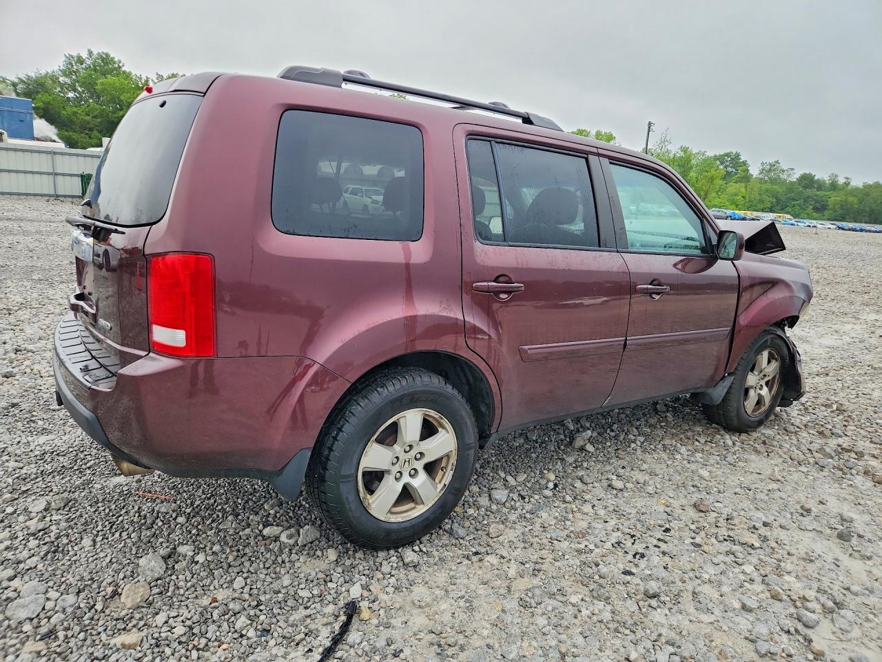 2011 Honda Pilot Exl Maroon vin: 5FNYF4H6XBB024912
