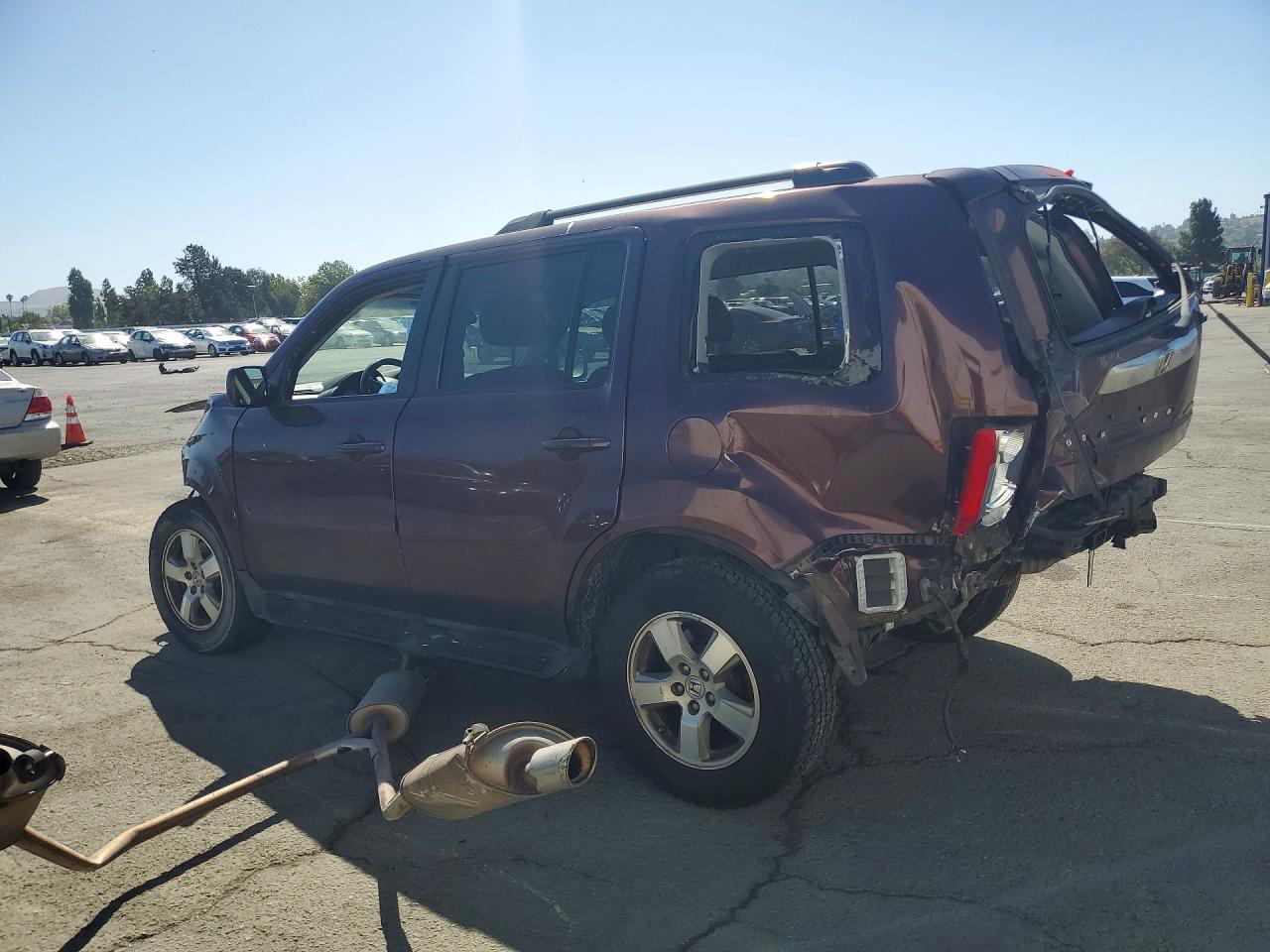 2011 Honda Pilot Exln Maroon vin: 5FNYF4H70BB071097