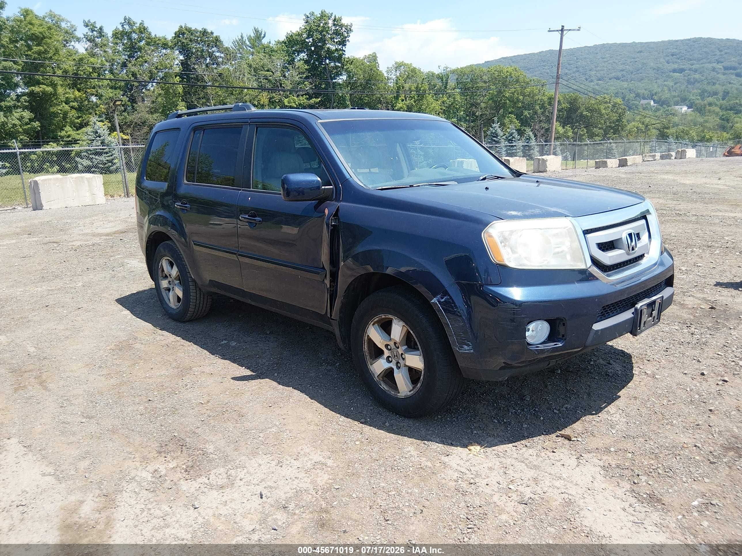 2011 Honda Pilot Ex-l Blue vin: 5FNYF4H70BB099336