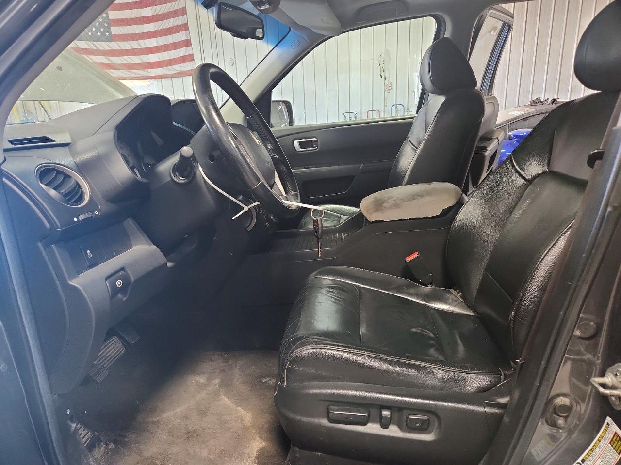 2012 Honda Pilot Exln Gray vin: 5FNYF4H70CB013024