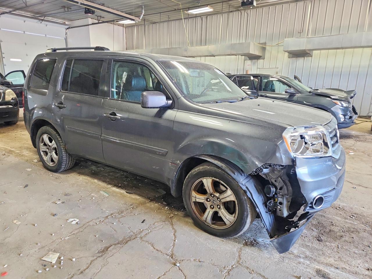 2012 Honda Pilot Exln Gray vin: 5FNYF4H70CB013024