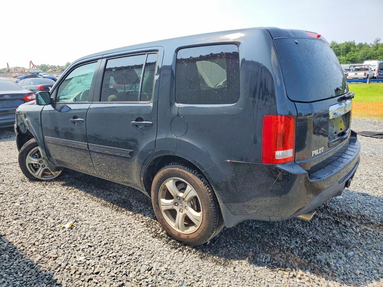 2015 Honda Pilot Exln Черный vin: 5FNYF4H70FB072191