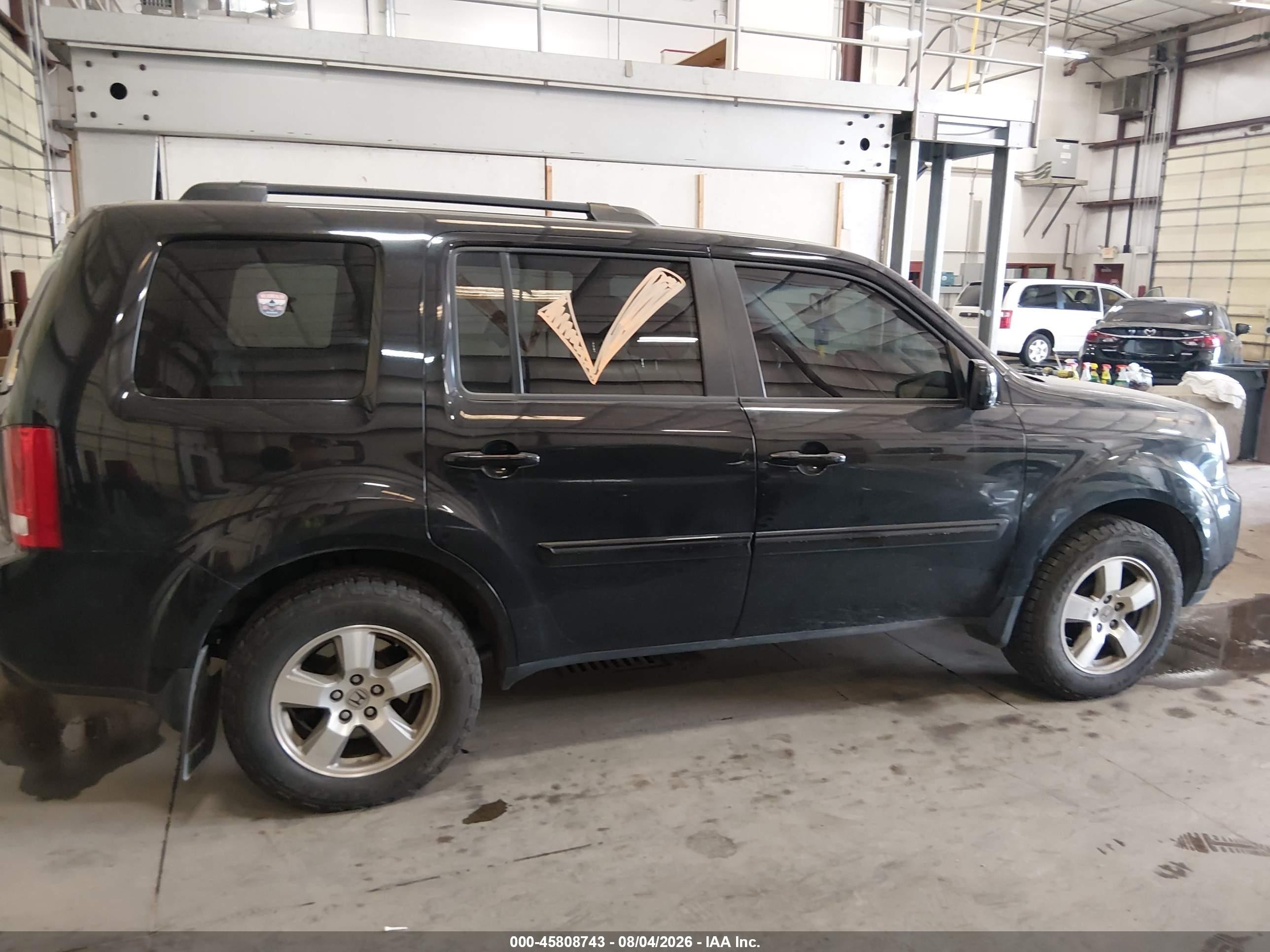 2011 Honda Pilot Ex-l Черный vin: 5FNYF4H71BB010938
