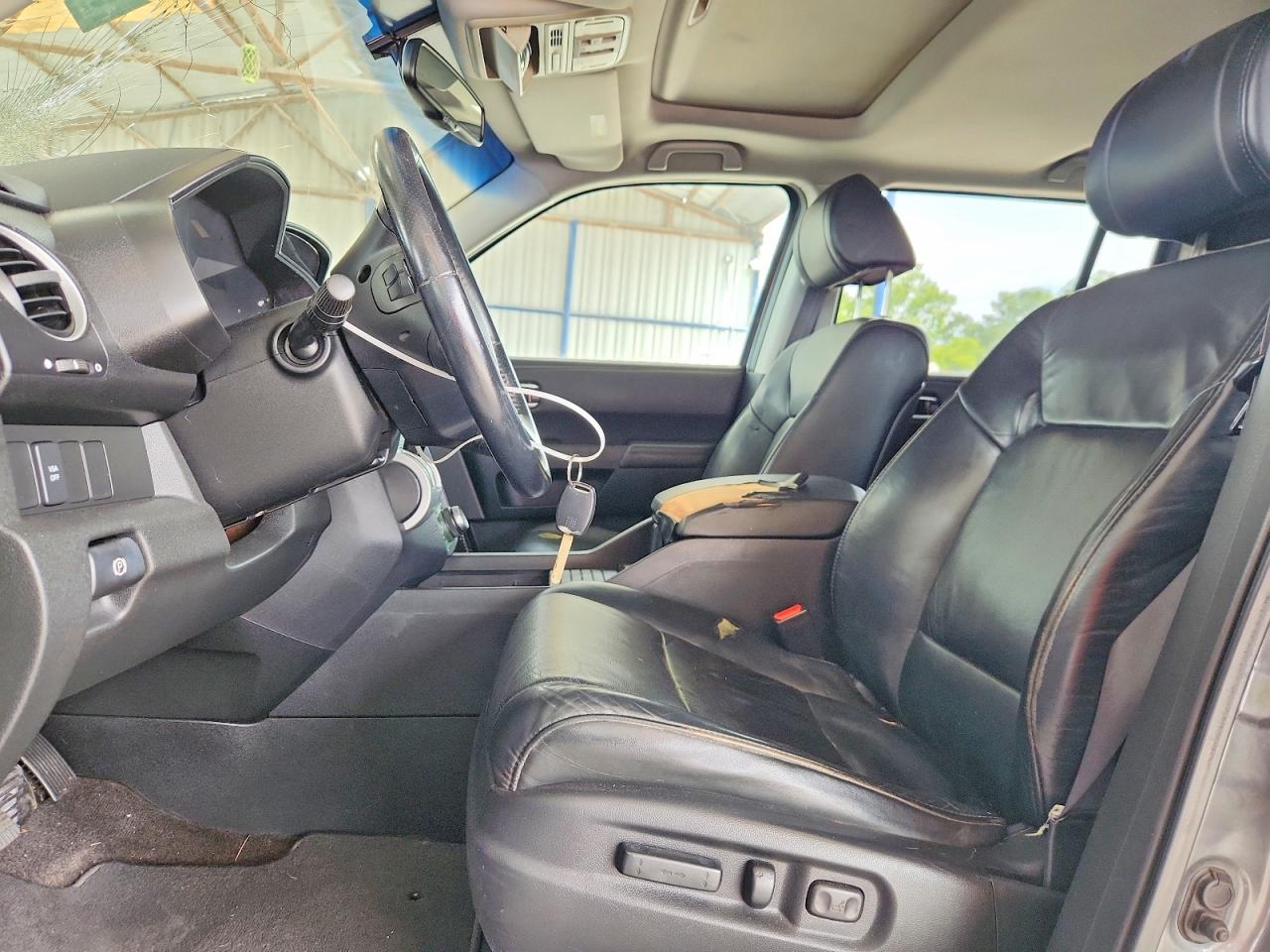 2011 Honda Pilot Exln Gray vin: 5FNYF4H71BB059699