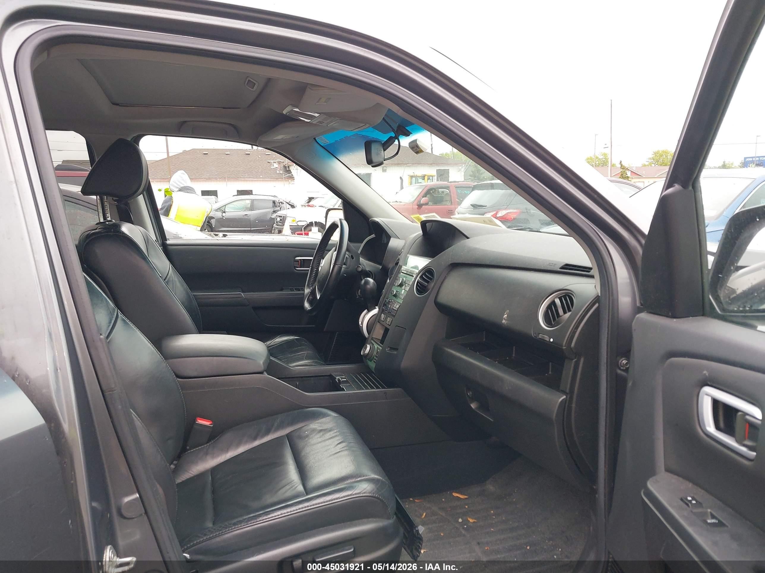 2011 Honda Pilot Ex-l Gray vin: 5FNYF4H71BB102891