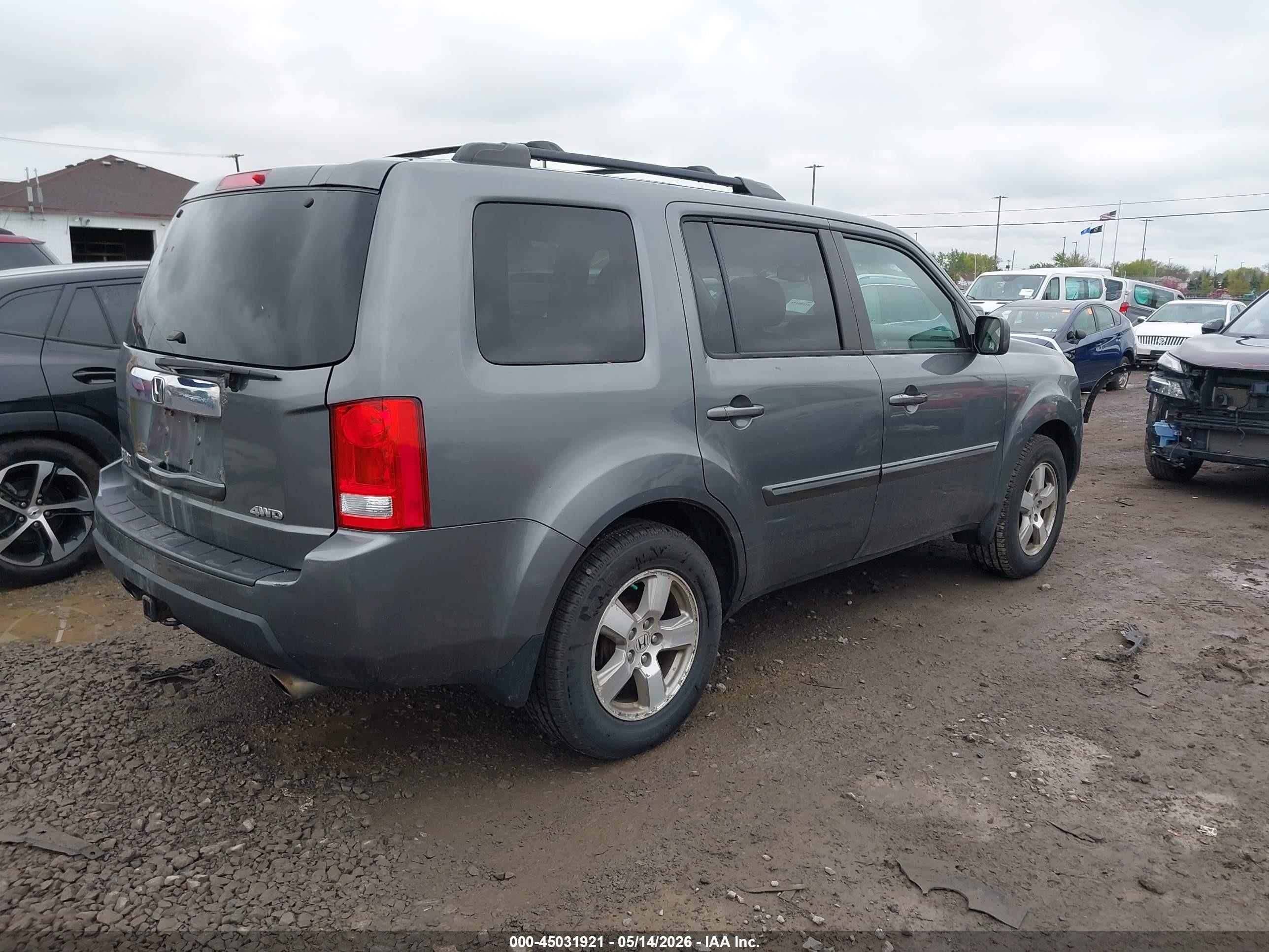 2011 Honda Pilot Ex-l Gray vin: 5FNYF4H71BB102891