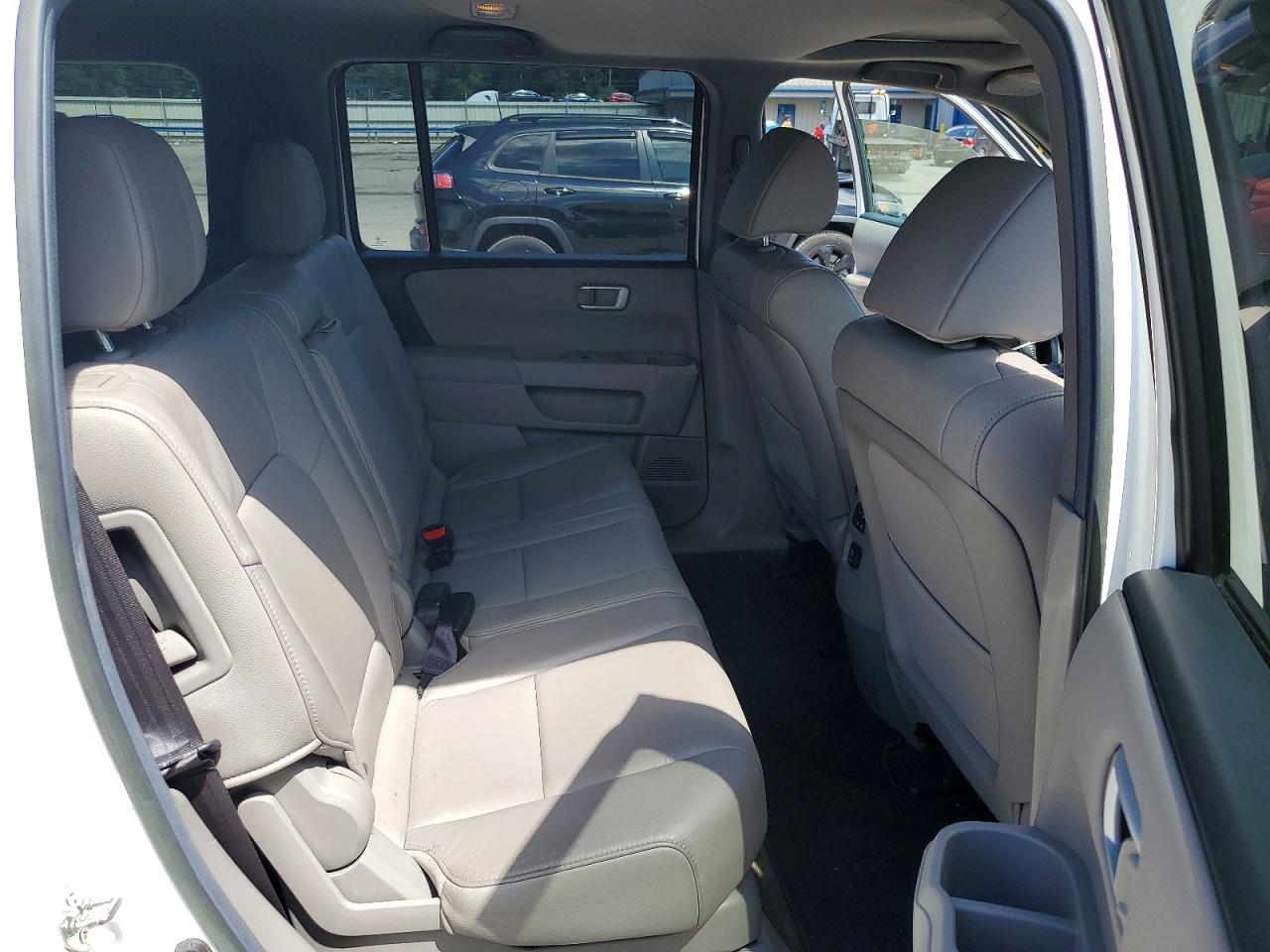2013 Honda Pilot Exln White vin: 5FNYF4H71DB038306