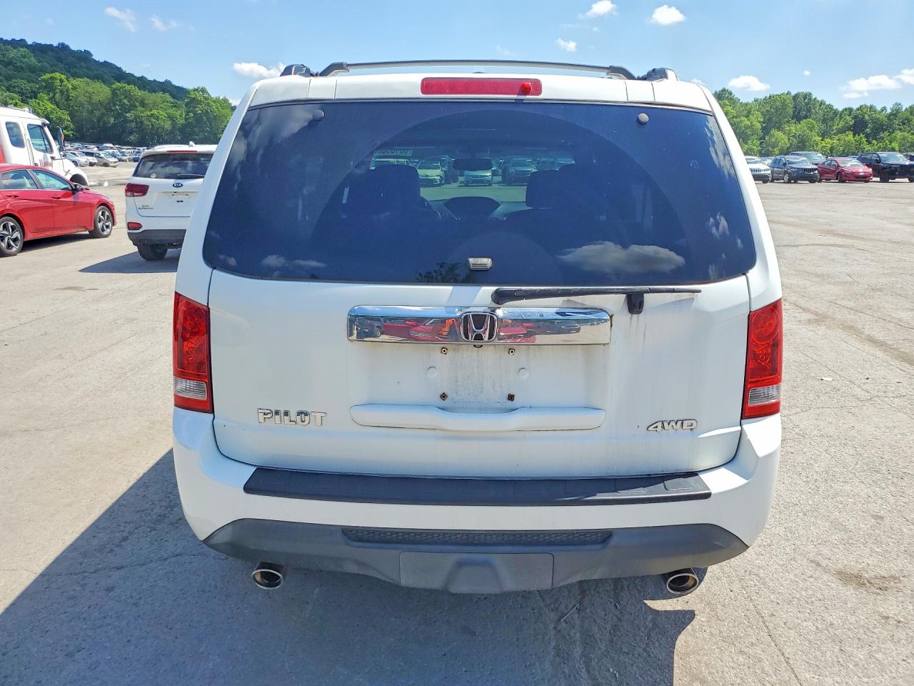 2013 Honda Pilot Exln White vin: 5FNYF4H71DB038306