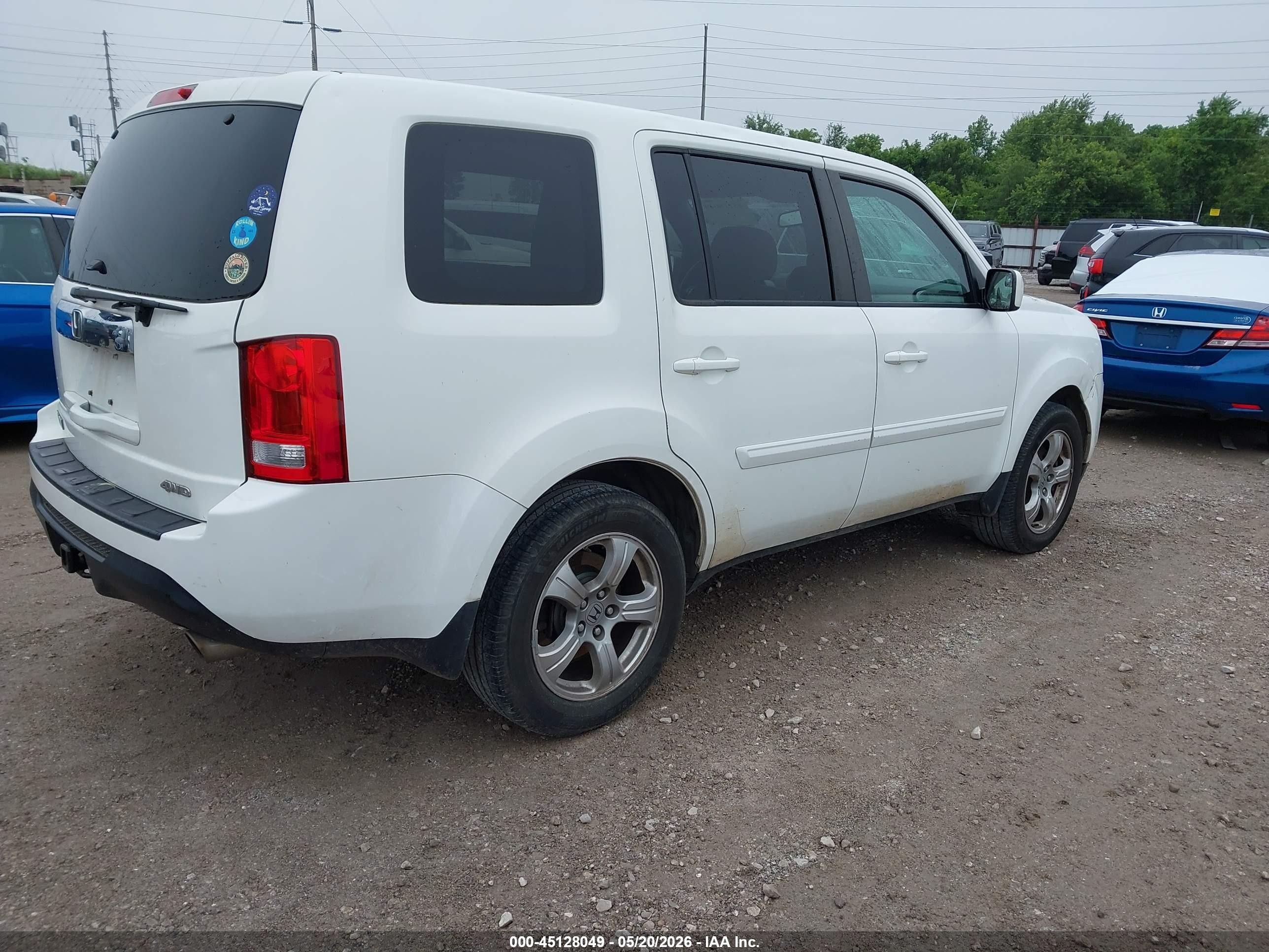 2013 Honda Pilot Ex-l White vin: 5FNYF4H71DB065263