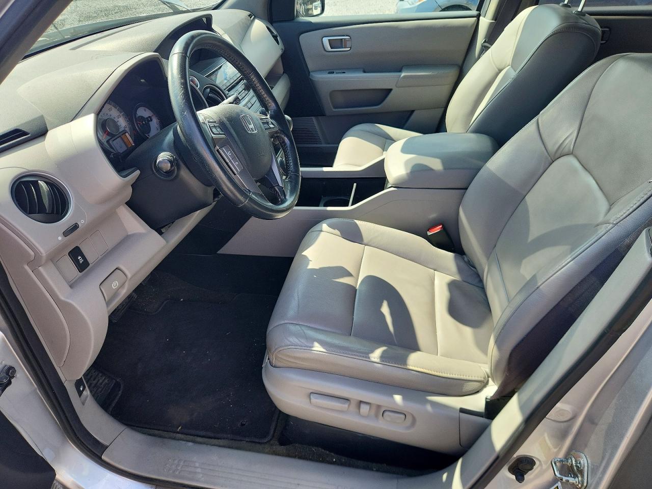 2013 Honda Pilot Exln Silver vin: 5FNYF4H71DB078059