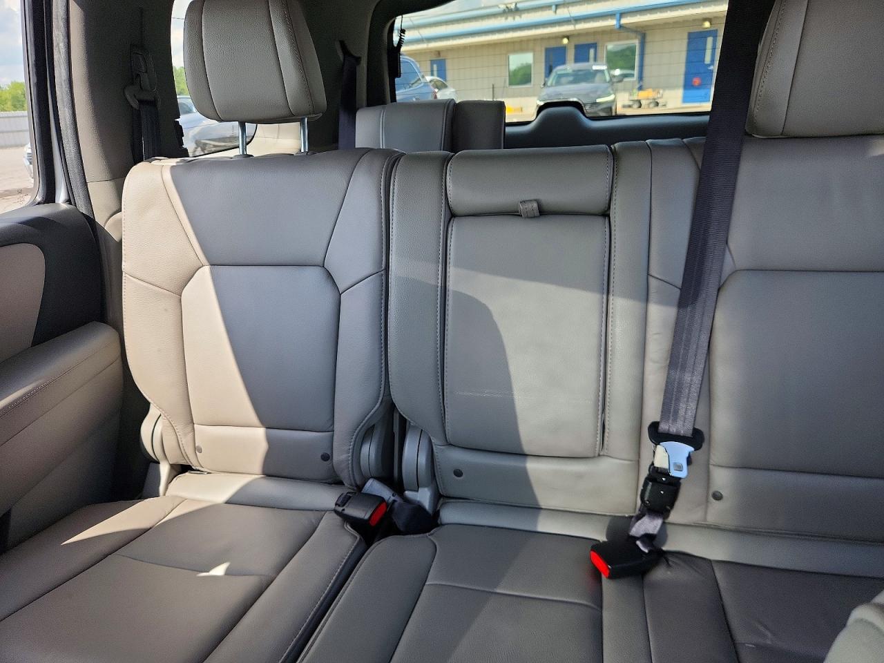 2013 Honda Pilot Exln Silver vin: 5FNYF4H71DB078059