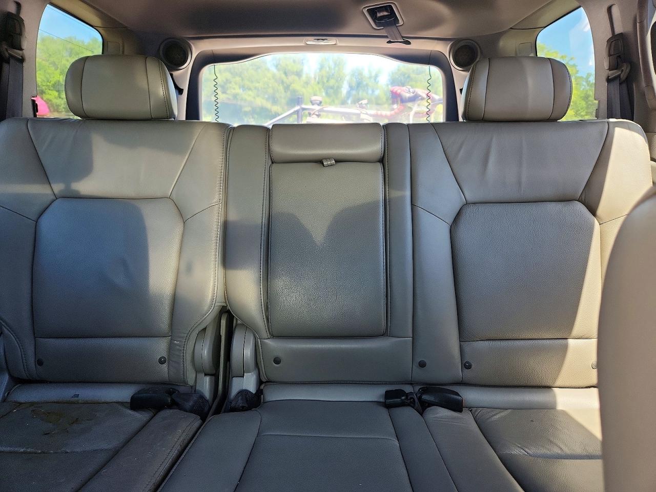 2011 Honda Pilot Exln Черный vin: 5FNYF4H72BB021785