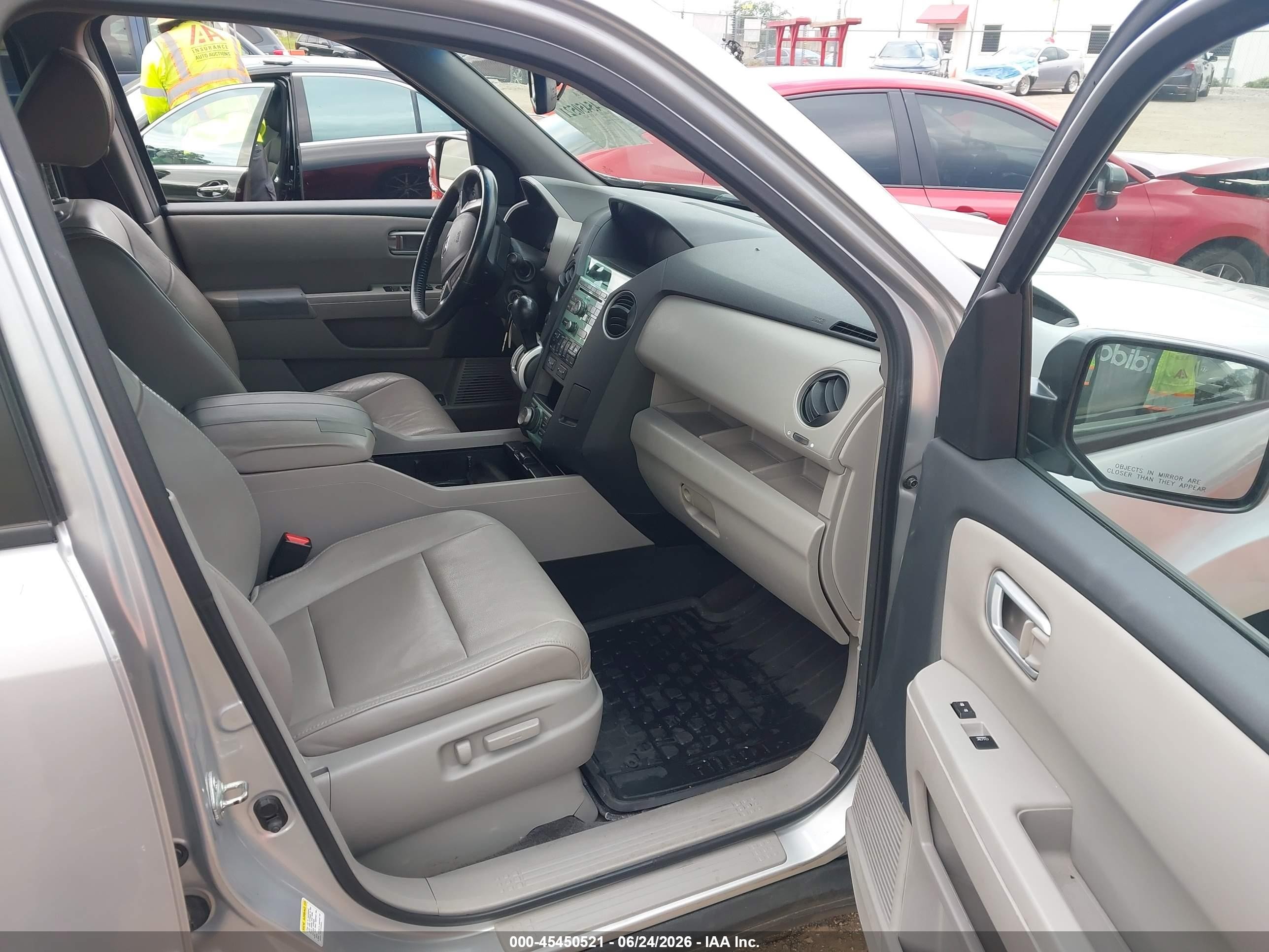 2011 Honda Pilot Ex-l Silver vin: 5FNYF4H72BB032933