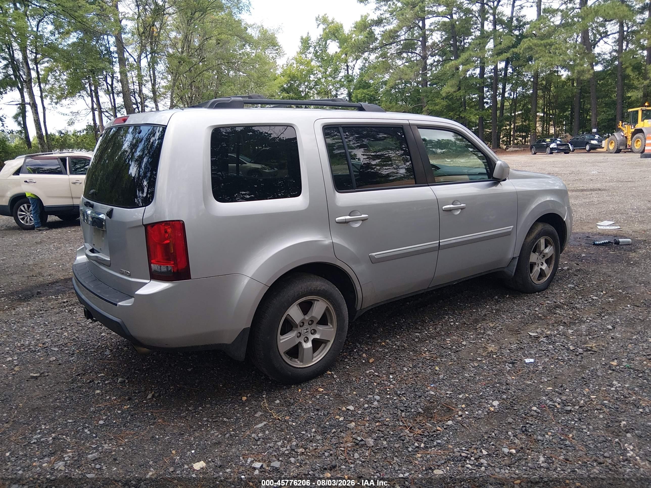2011 Honda Pilot Ex-l Silver vin: 5FNYF4H72BB050168