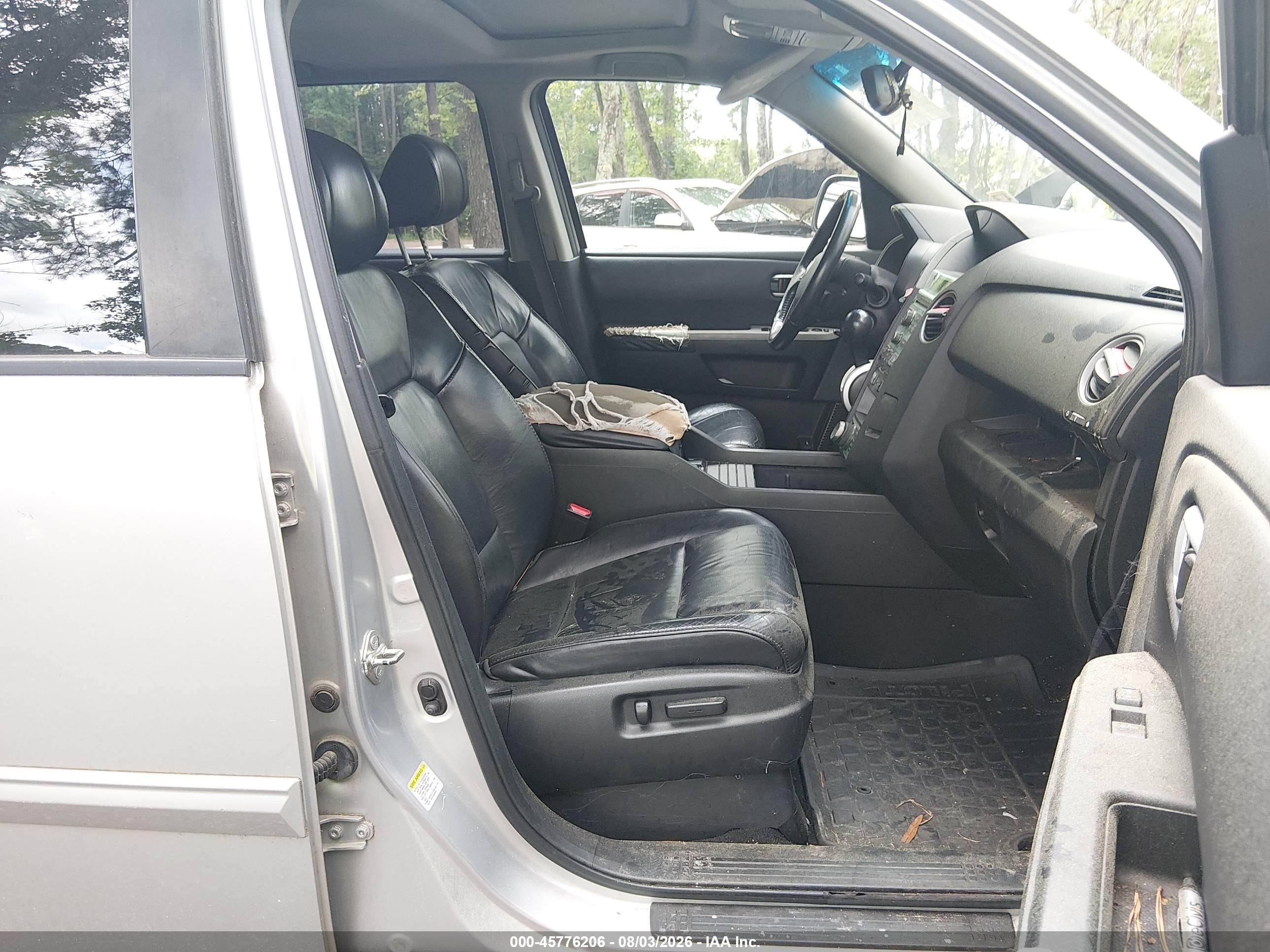 2011 Honda Pilot Ex-l Silver vin: 5FNYF4H72BB050168