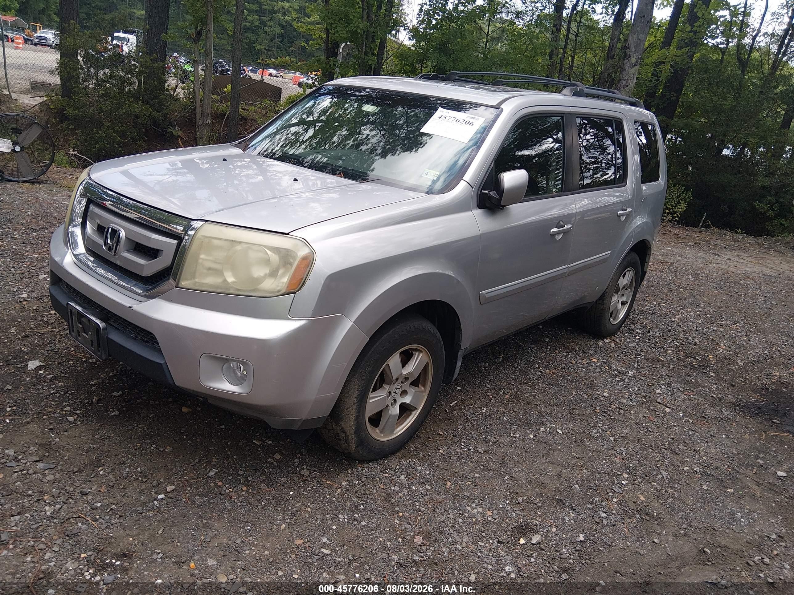 2011 Honda Pilot Ex-l Silver vin: 5FNYF4H72BB050168