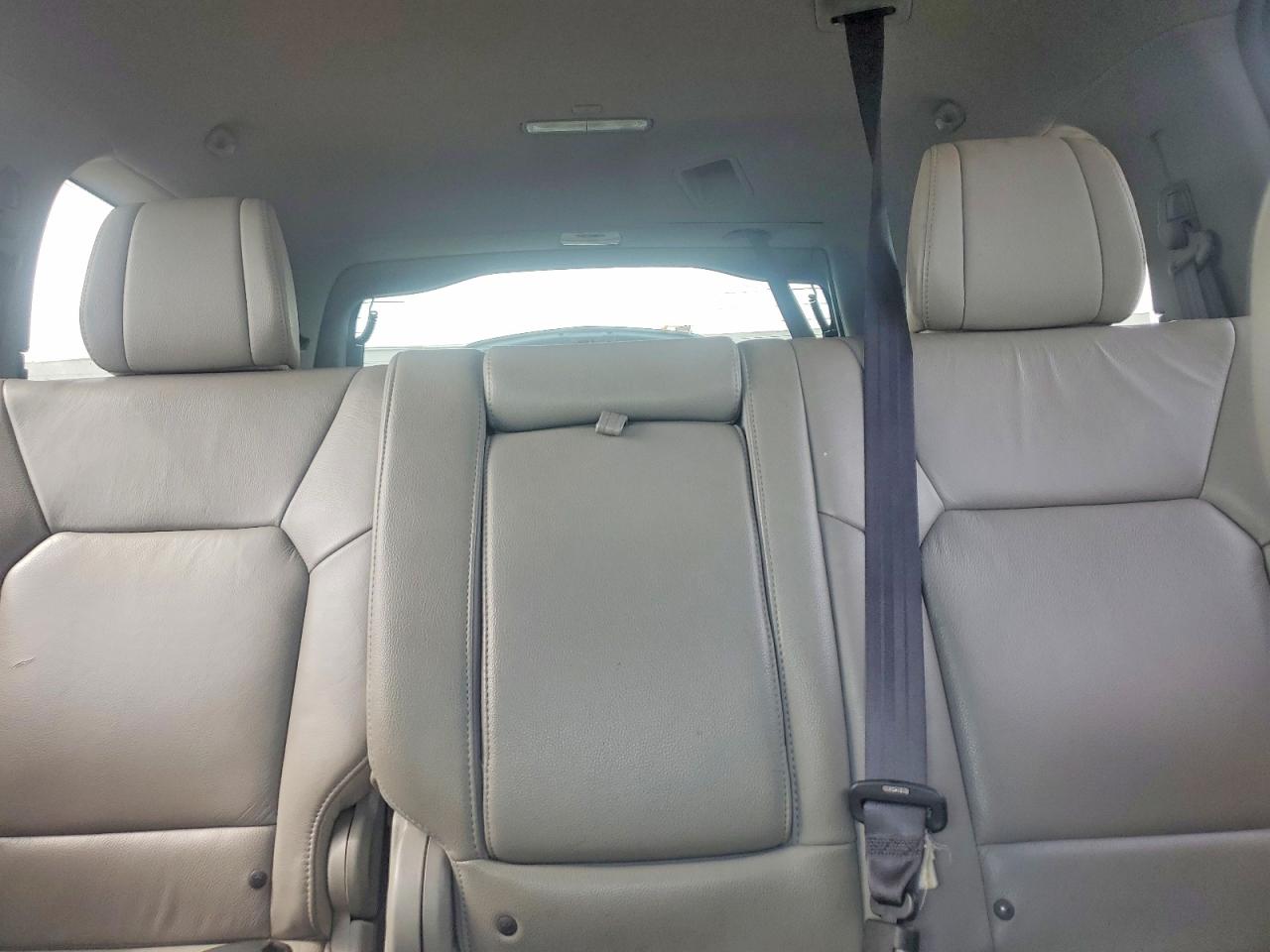 2012 Honda Pilot Exln Gray vin: 5FNYF4H72CB032755
