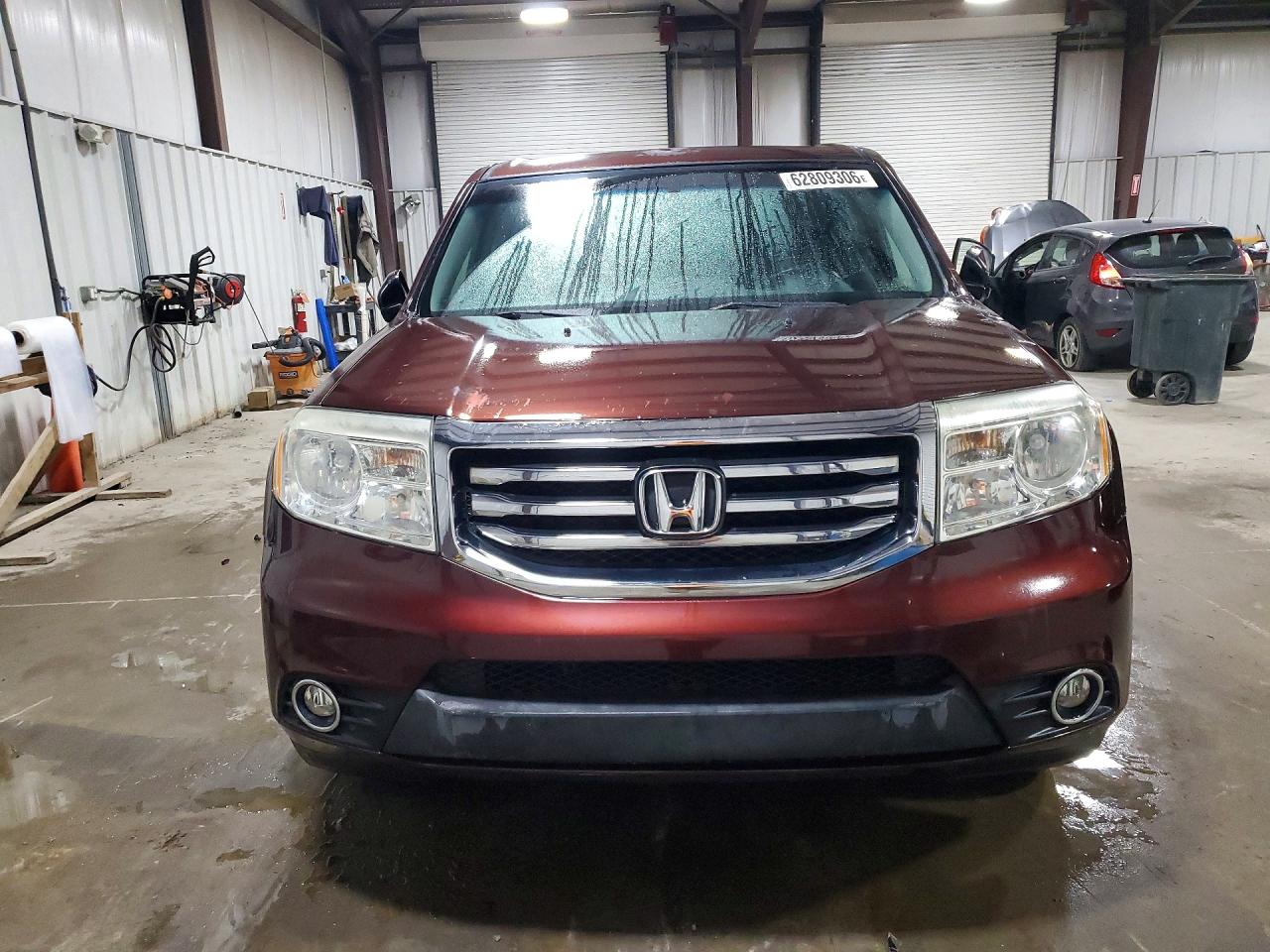 2012 Honda Pilot Exln Burgundy vin: 5FNYF4H72CB074293
