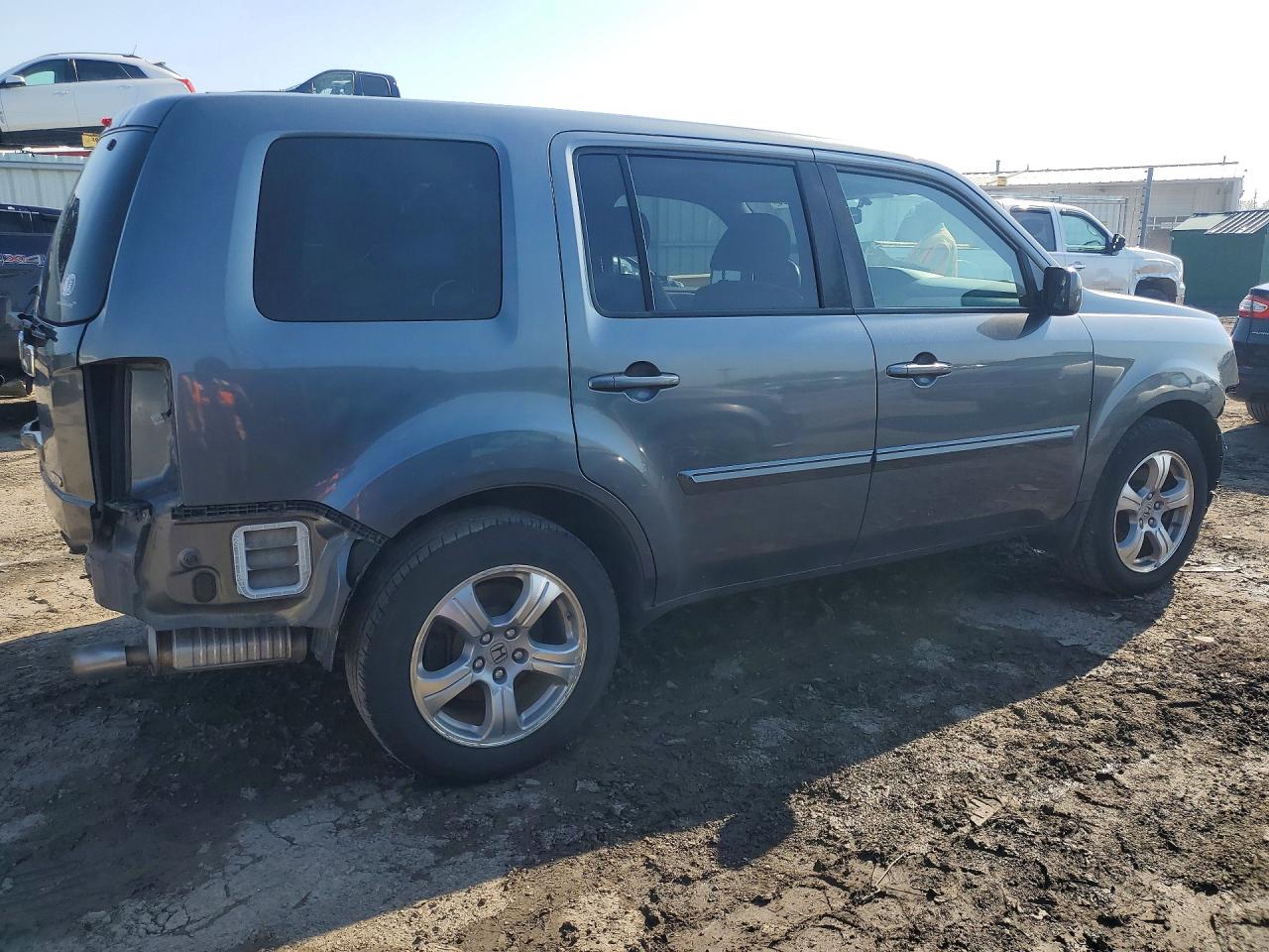 2013 Honda Pilot Exln Gray vin: 5FNYF4H72DB027489