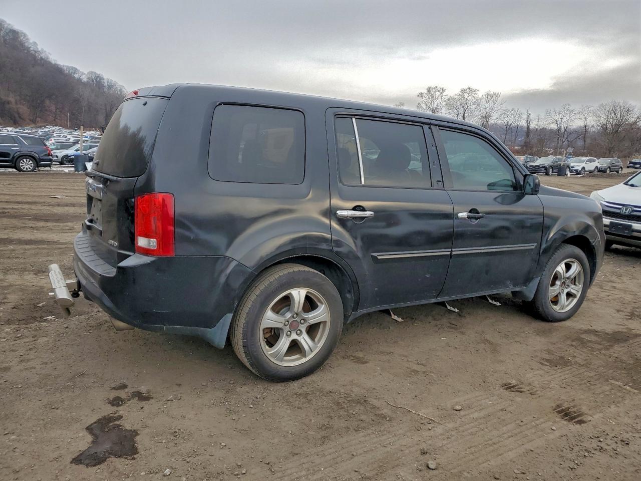 2013 Honda Pilot Черный vin: 5FNYF4H72DB052697