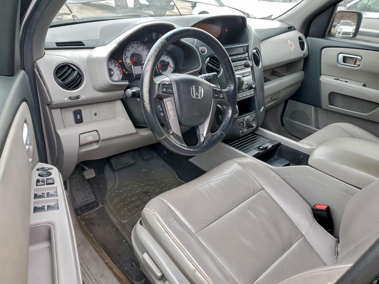2013 Honda Pilot Черный vin: 5FNYF4H72DB052697
