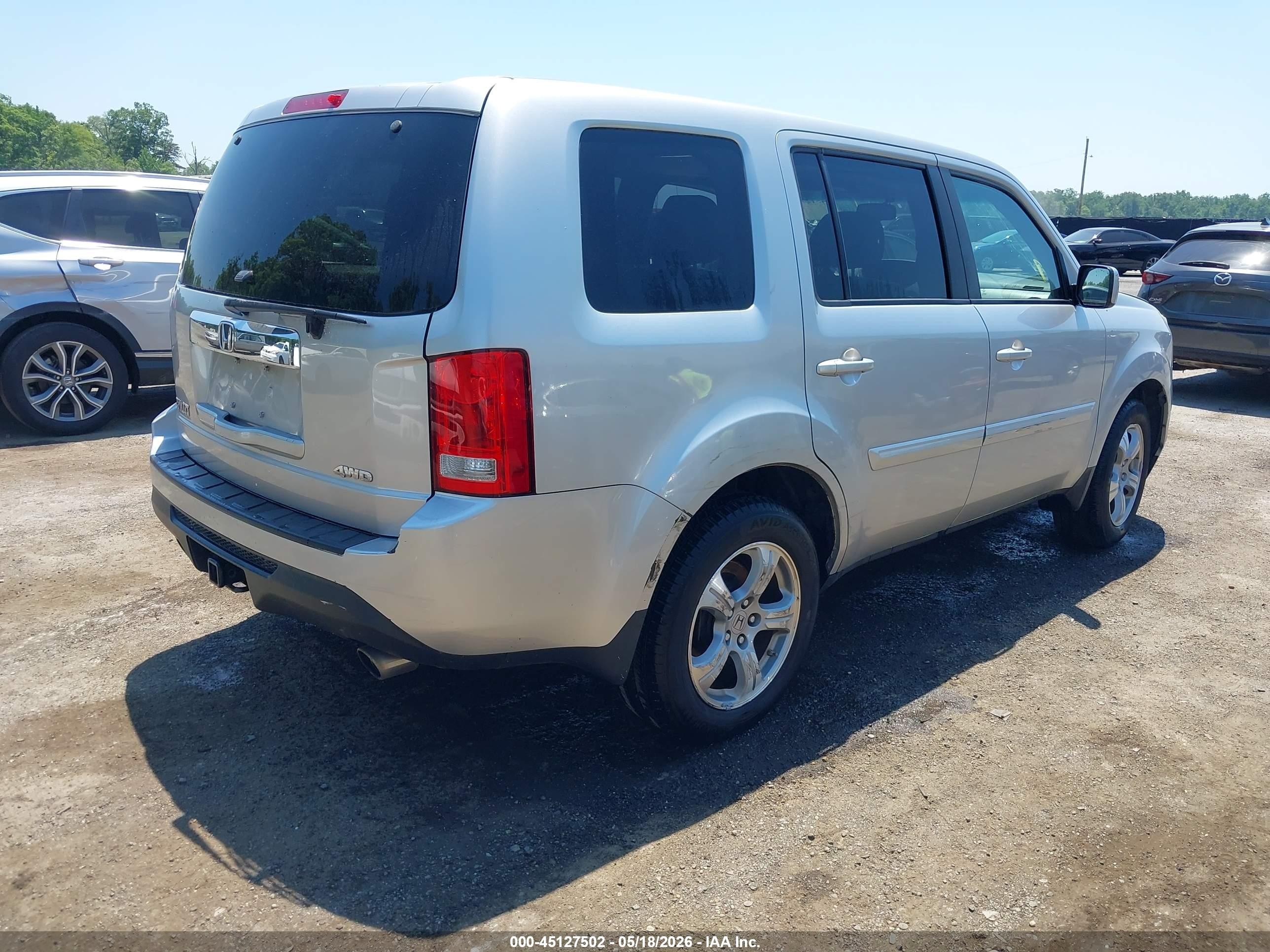 2014 Honda Pilot Ex-l Silver vin: 5FNYF4H72EB035450