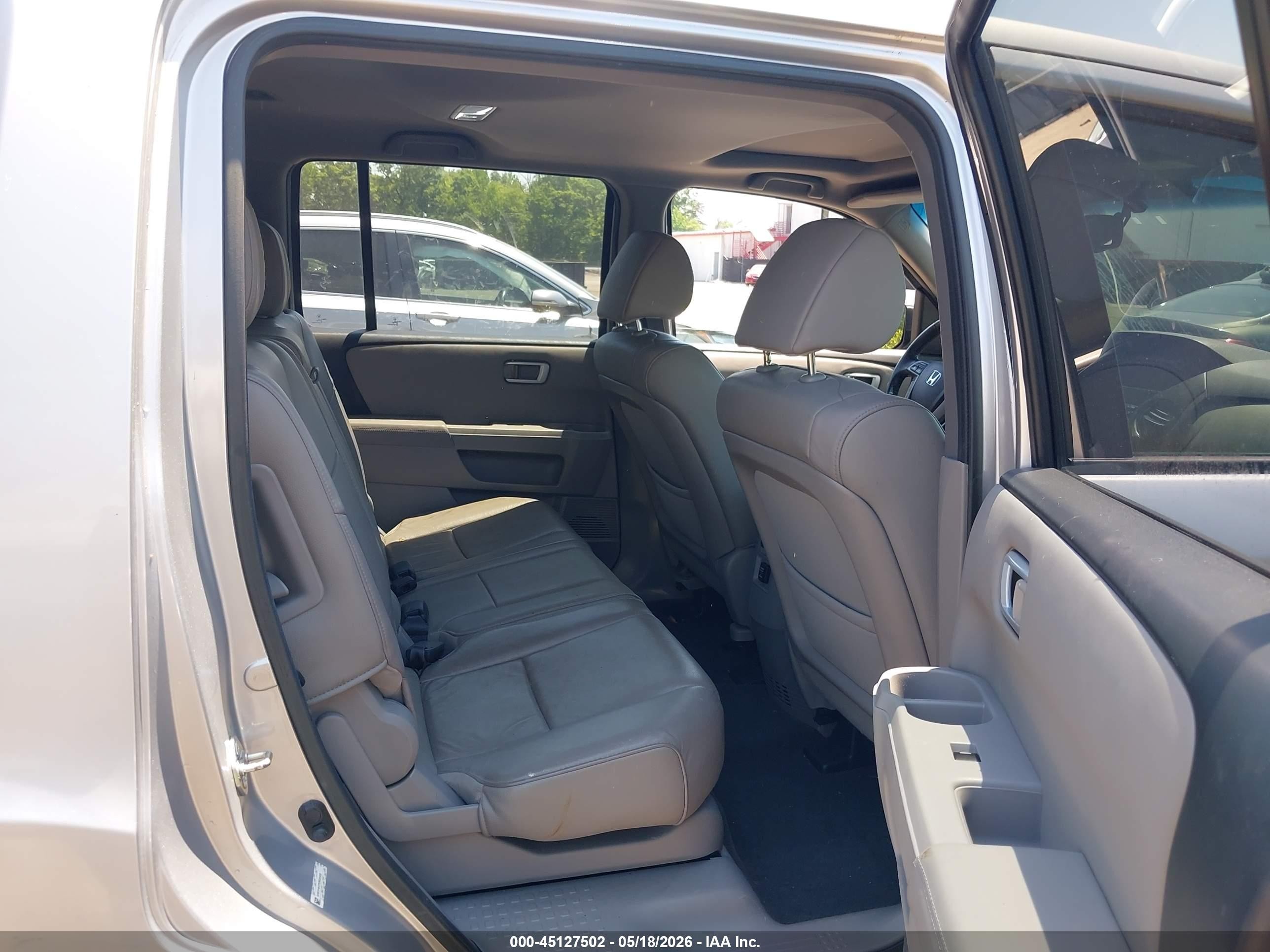 2014 Honda Pilot Ex-l Silver vin: 5FNYF4H72EB035450