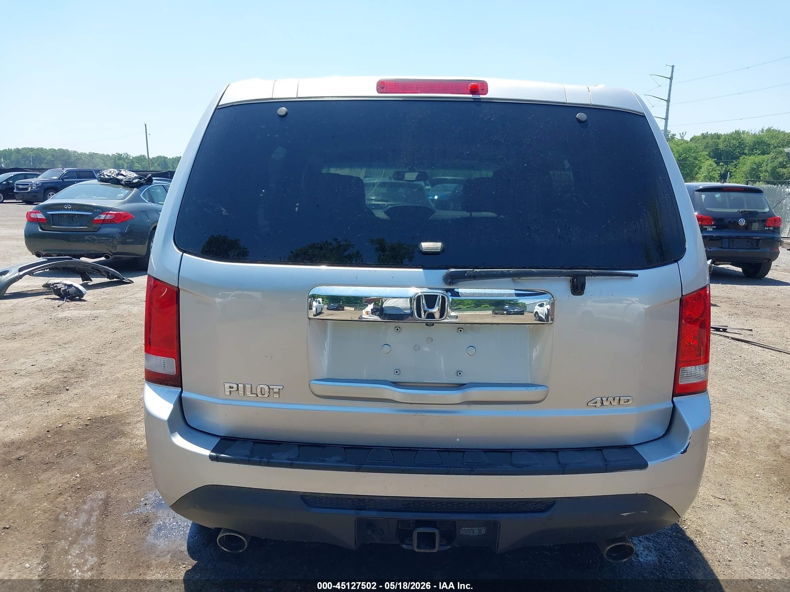 2014 Honda Pilot Ex-l Silver vin: 5FNYF4H72EB035450