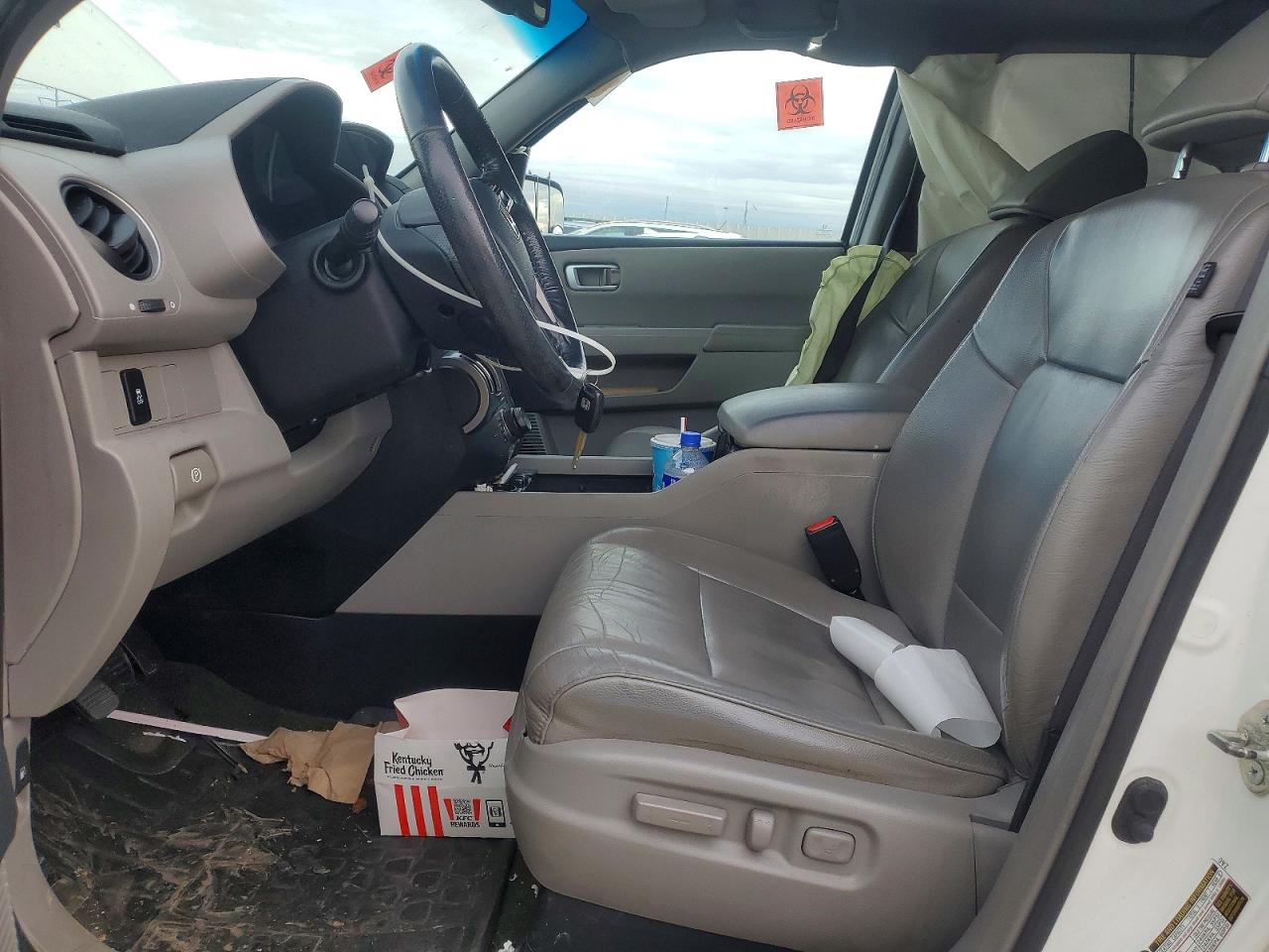 2015 Honda Pilot Exln White vin: 5FNYF4H72FB068921