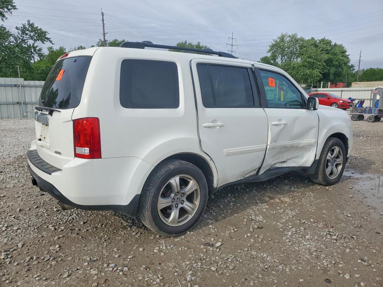 2015 Honda Pilot Exln White vin: 5FNYF4H72FB068921