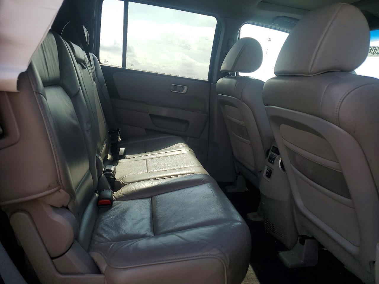 2011 Honda Pilot Exln Black vin: 5FNYF4H73BB069649