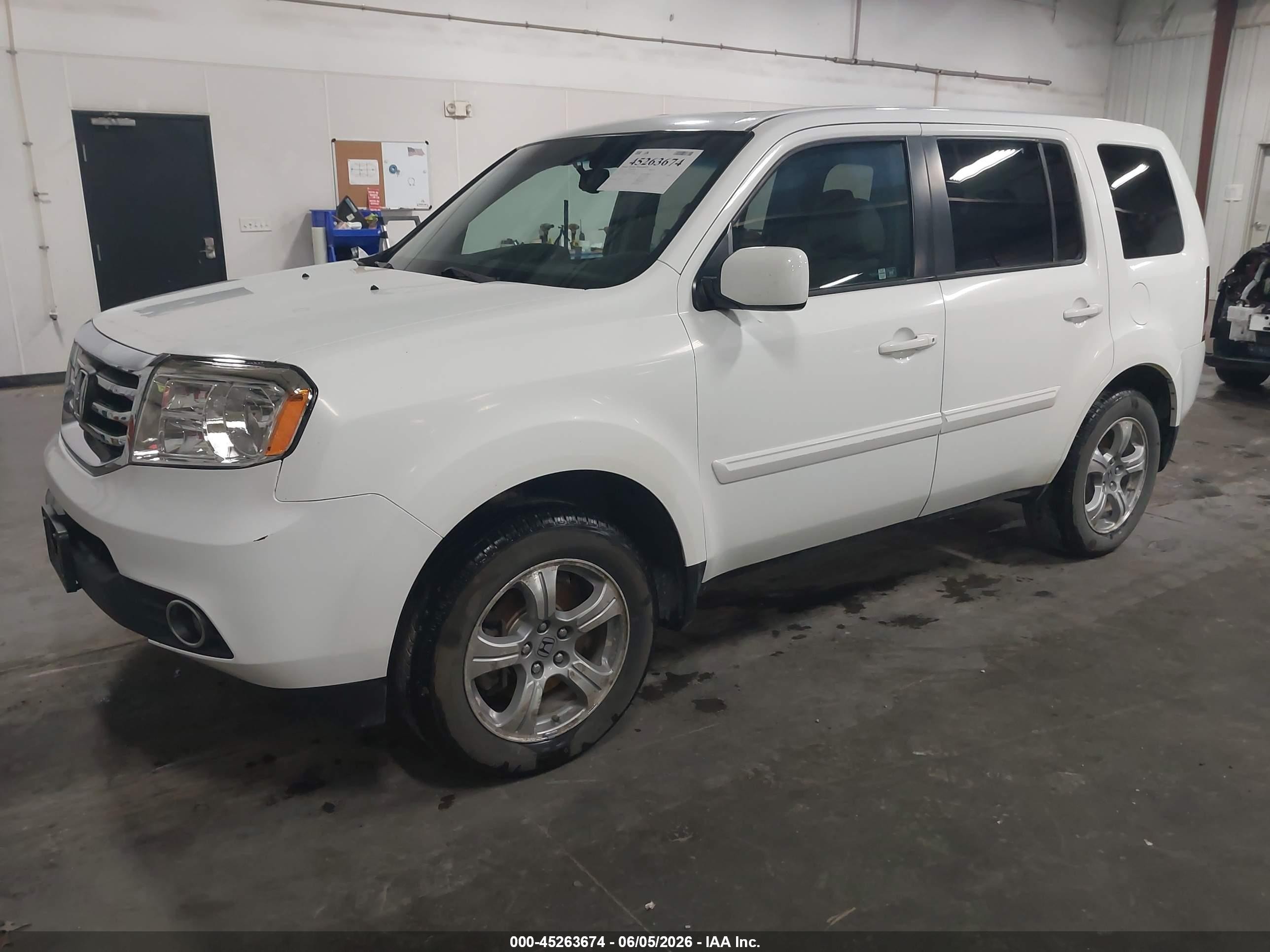 2012 Honda Pilot Ex-l White vin: 5FNYF4H73CB070706