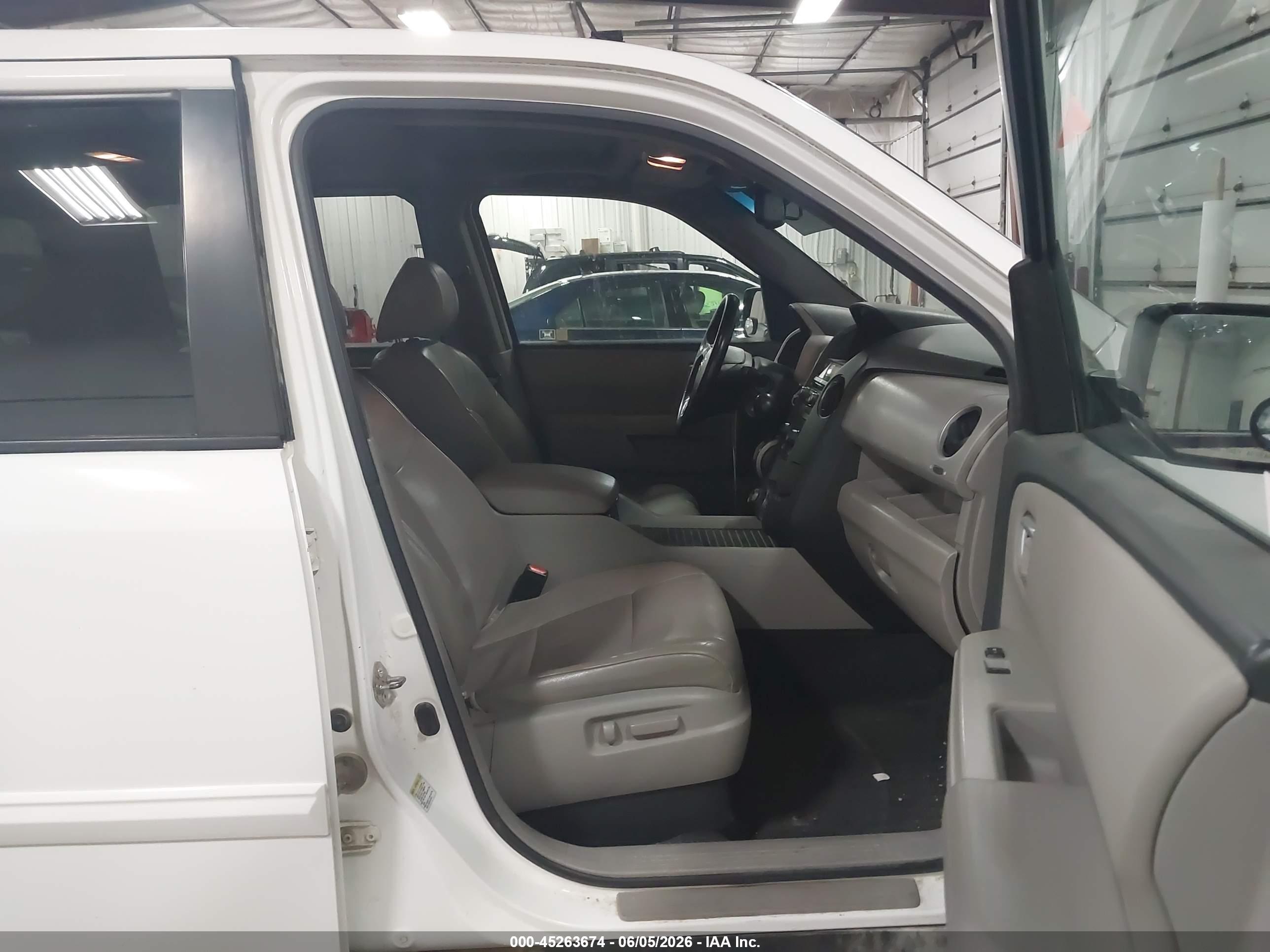 2012 Honda Pilot Ex-l White vin: 5FNYF4H73CB070706