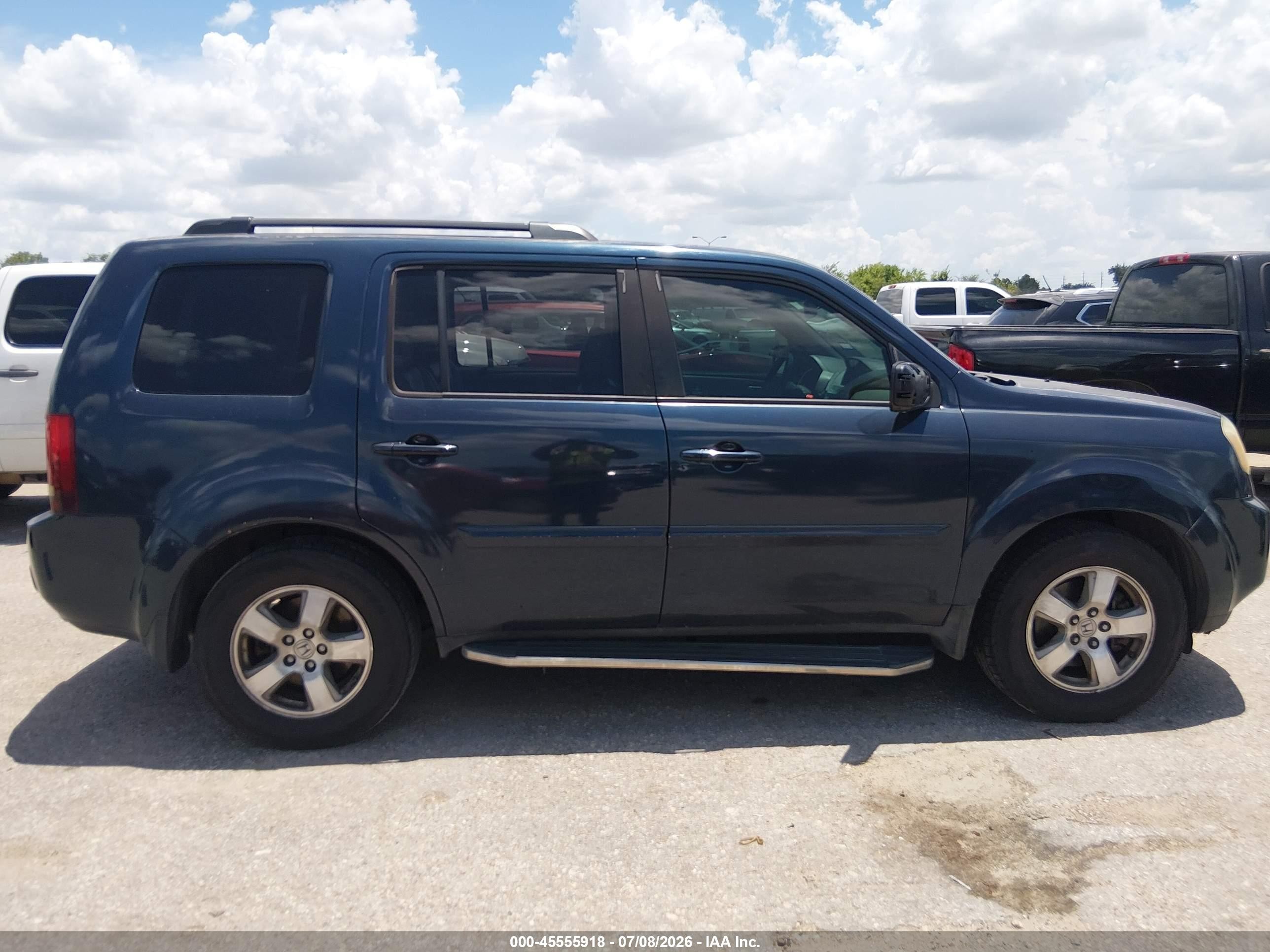 2011 Honda Pilot Ex-l Blue vin: 5FNYF4H74BB054030