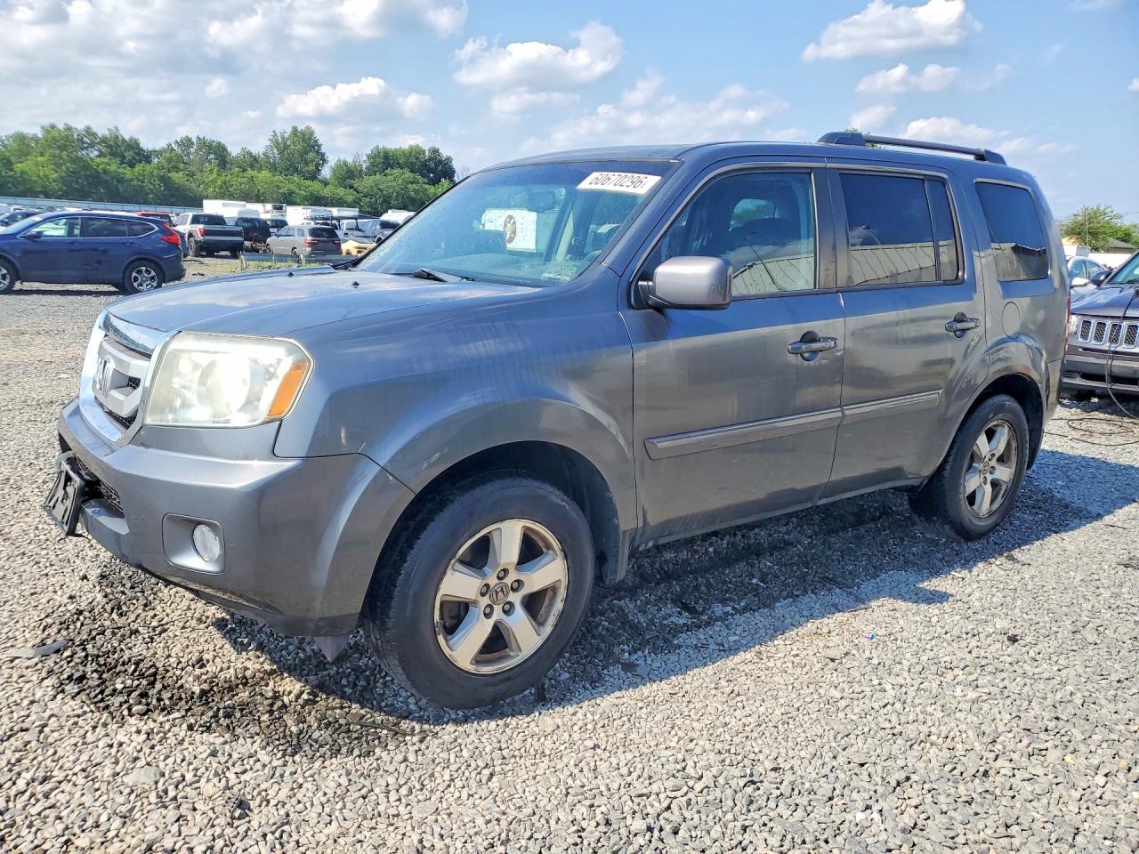 2011 Honda Pilot Exln Gray vin: 5FNYF4H74BB095368