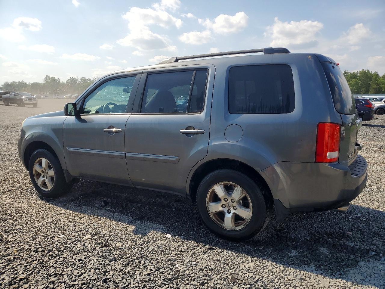 2011 Honda Pilot Exln Gray vin: 5FNYF4H74BB095368
