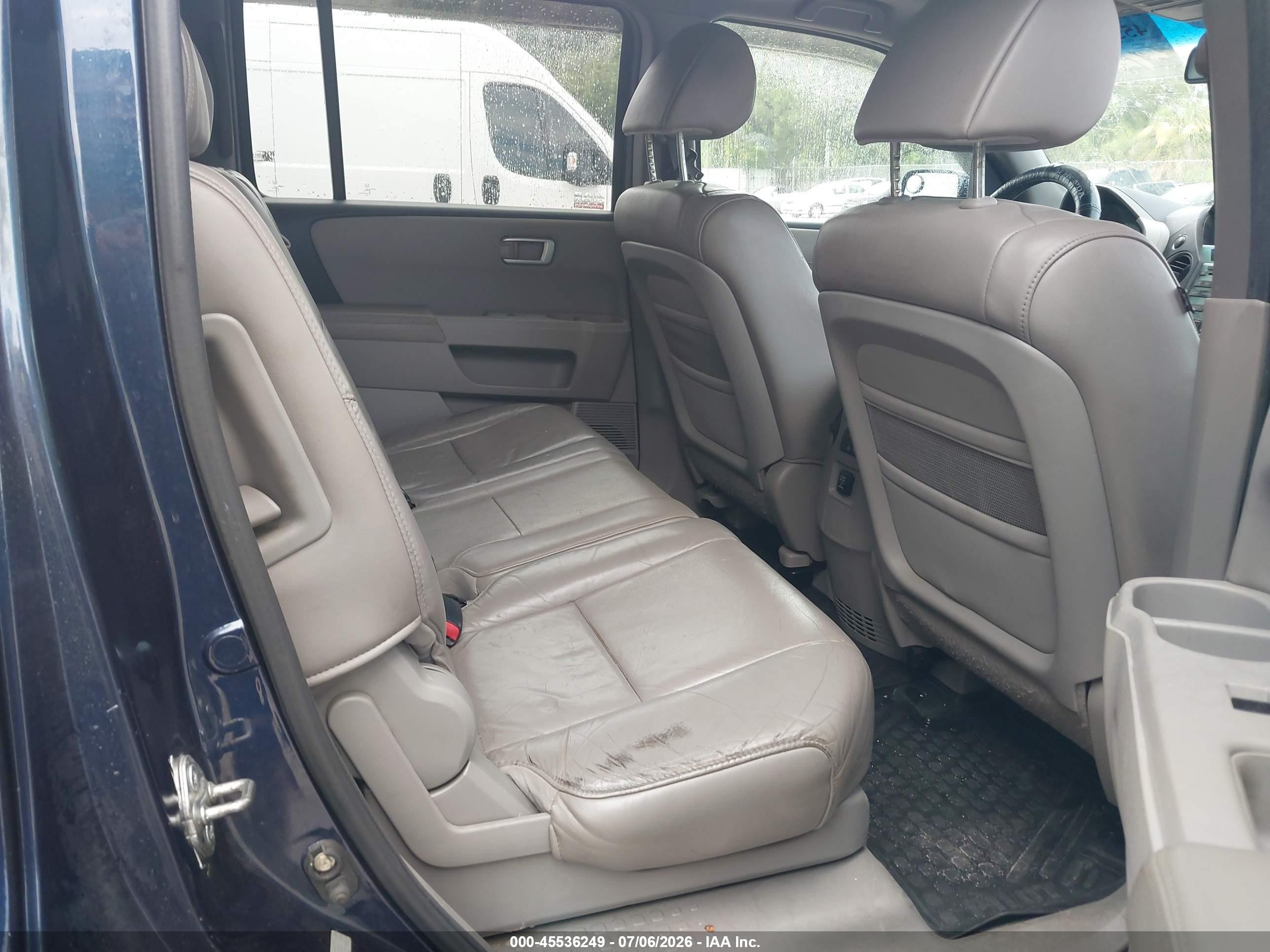 2011 Honda Pilot Ex-l Blue vin: 5FNYF4H74BB099307