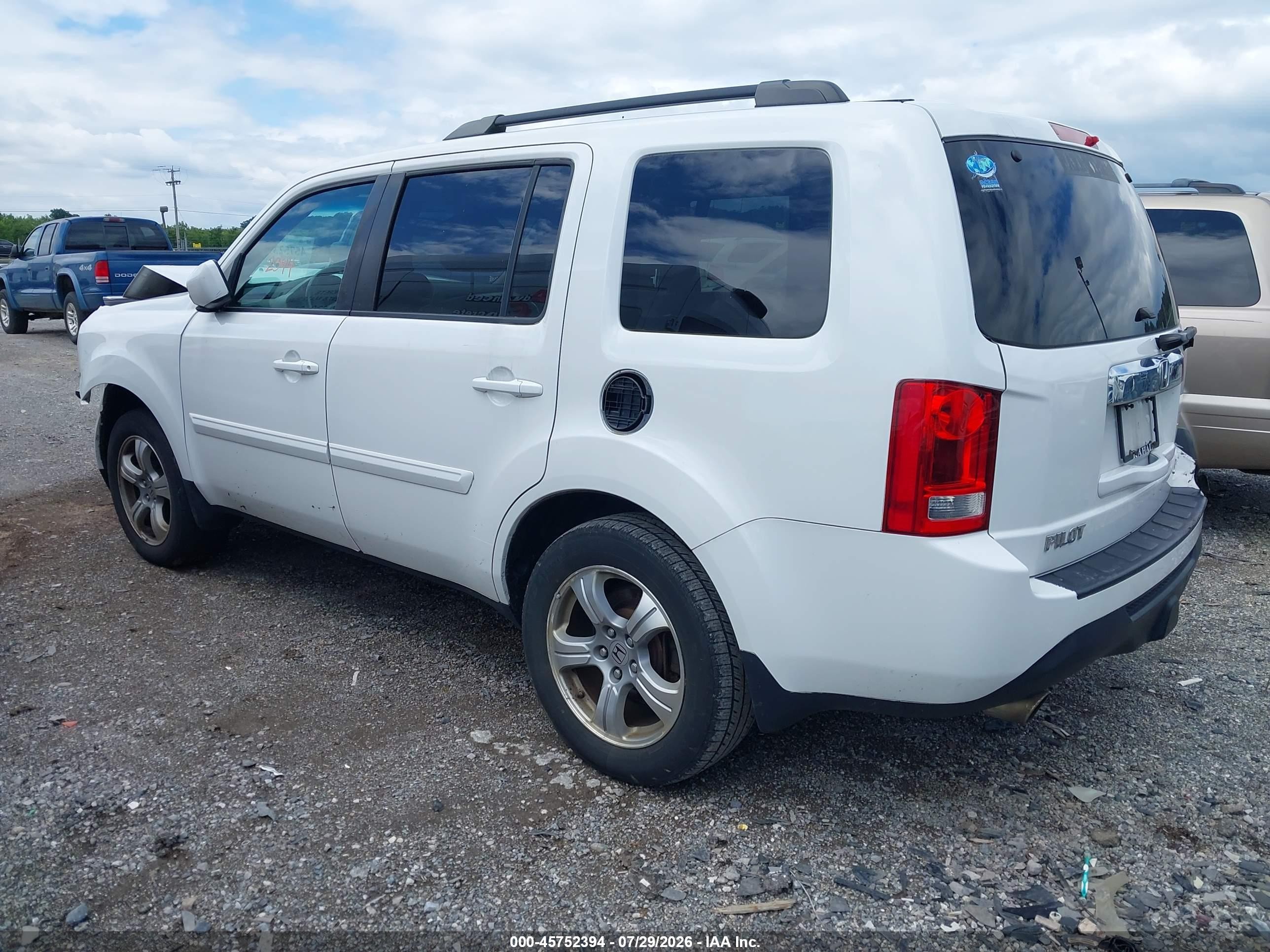 2013 Honda Pilot Ex-l White vin: 5FNYF4H74DB071848
