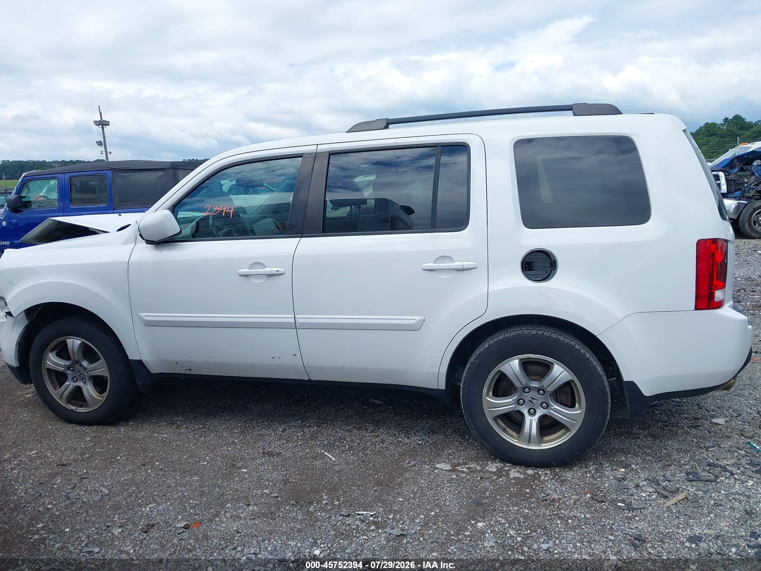 2013 Honda Pilot Ex-l White vin: 5FNYF4H74DB071848